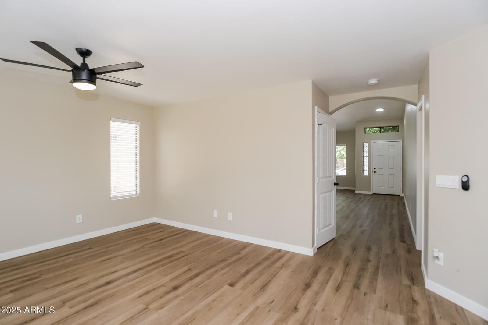 1361 W CORRIENTE Drive, San Tan Valley, AZ 85143 — photo 6 of 15