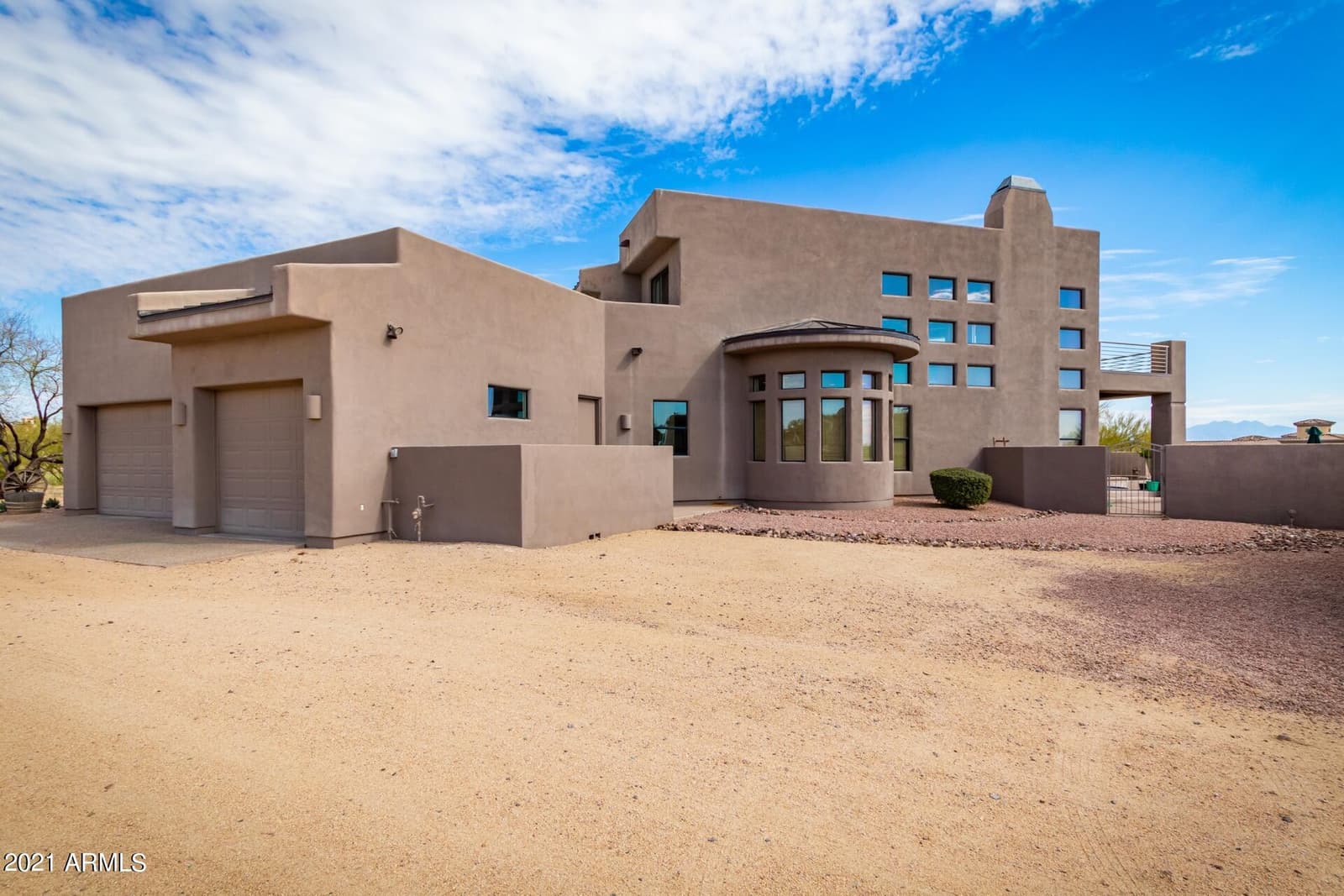 14021 E MILTON Court, Scottsdale, AZ 85262 — photo 3 of 59