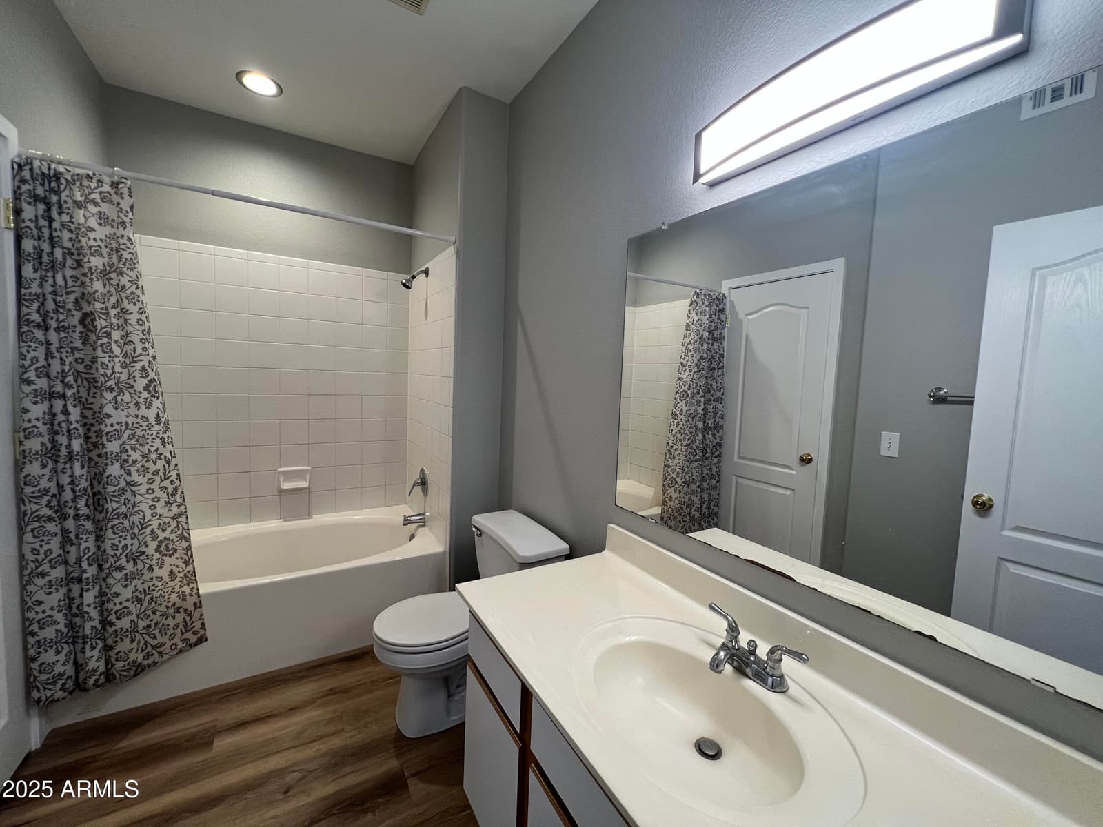 2929 W Yorkshire Drive 2013, Phoenix, AZ 85027 — photo 7 of 17