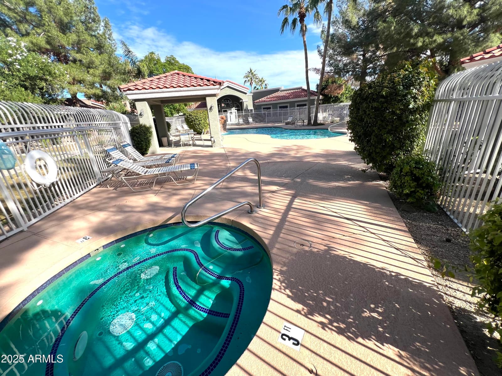 2929 W Yorkshire Drive 2013, Phoenix, AZ 85027 — photo 10 of 17