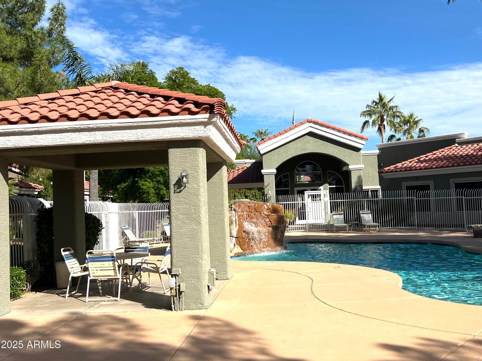 2929 W Yorkshire Drive 2013, Phoenix, AZ 85027 — photo 11 of 17