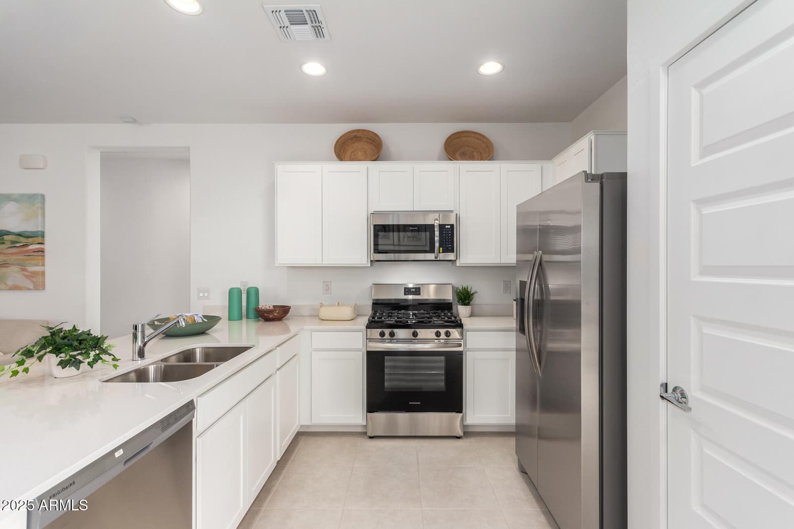 25136 N 150TH Lane, Surprise, AZ 85387 — photo 4 of 29