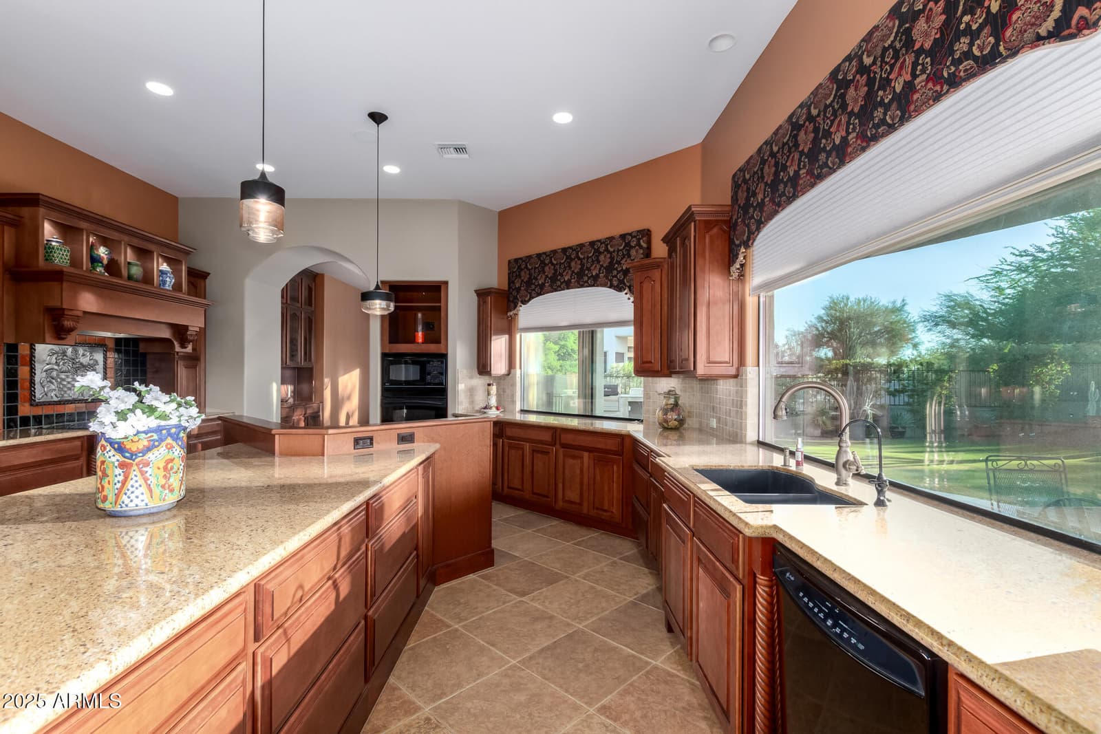 27314 N AZATLAN Drive, Rio Verde, AZ 85263 — photo 19 of 62