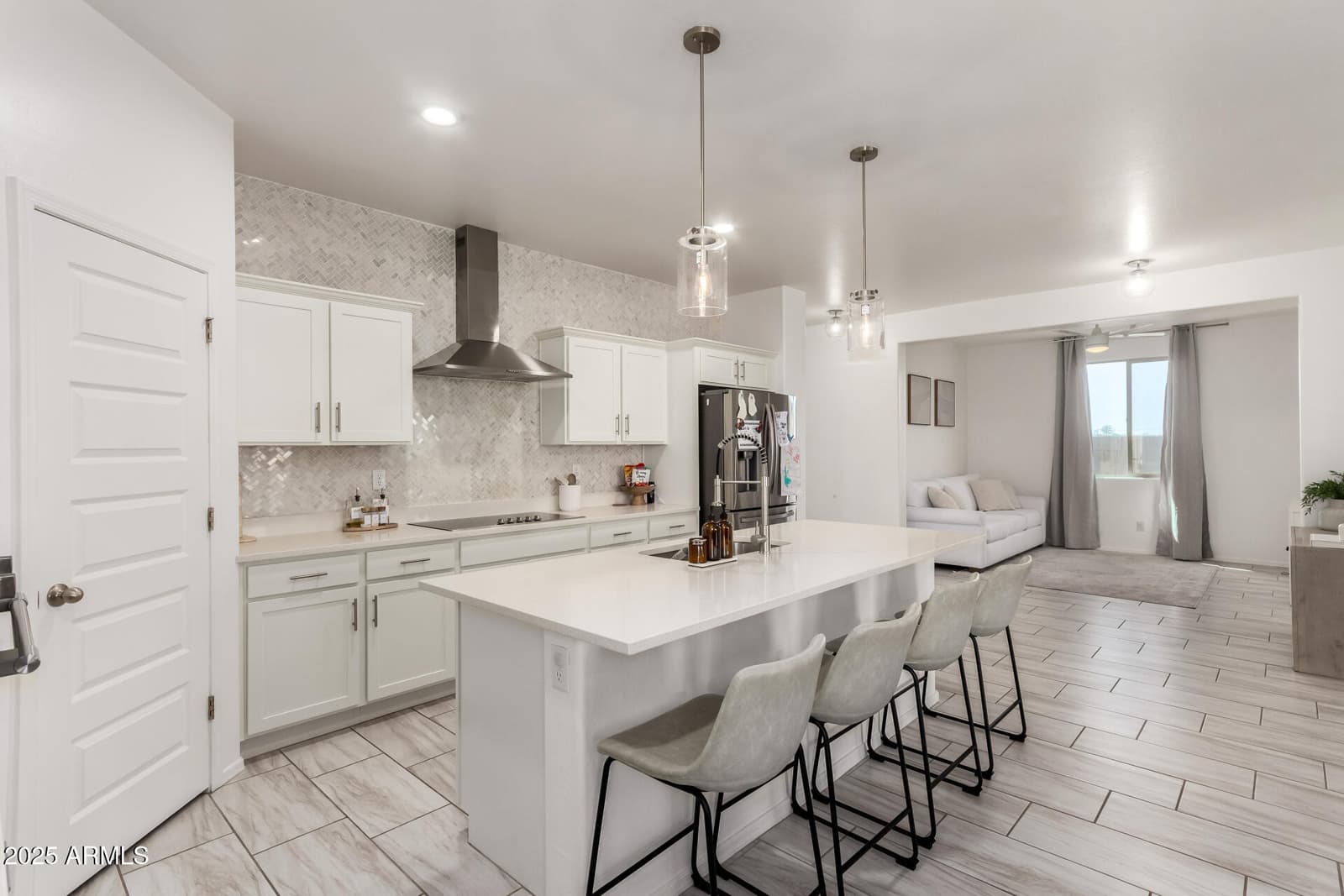 17796 W ROBIN Lane, Surprise, AZ 85387 — photo 14 of 38