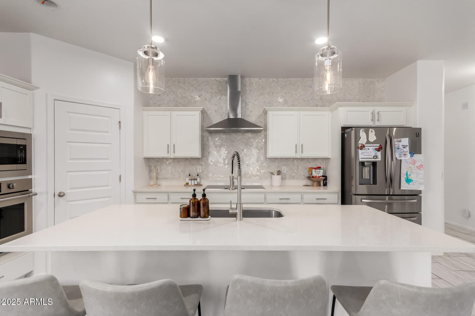 17796 W ROBIN Lane, Surprise, AZ 85387 — photo 15 of 38