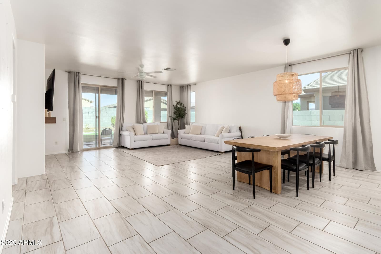 17796 W ROBIN Lane, Surprise, AZ 85387 — photo 17 of 38