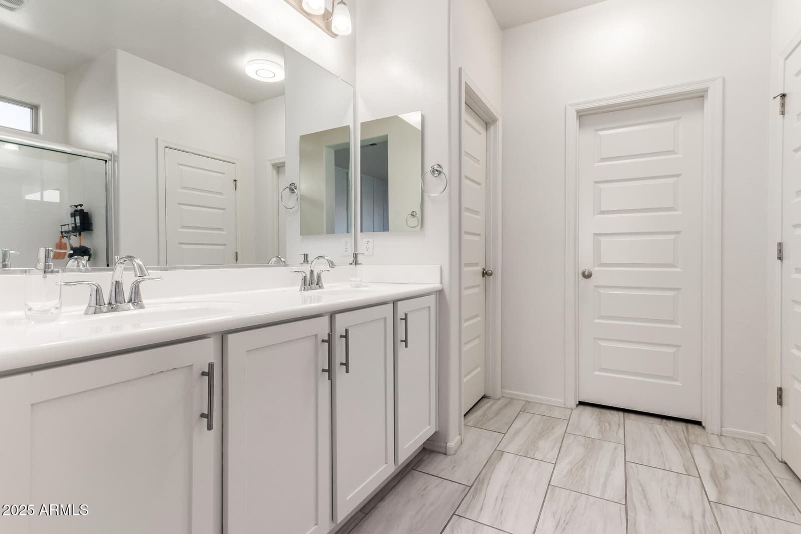 17796 W ROBIN Lane, Surprise, AZ 85387 — photo 23 of 38