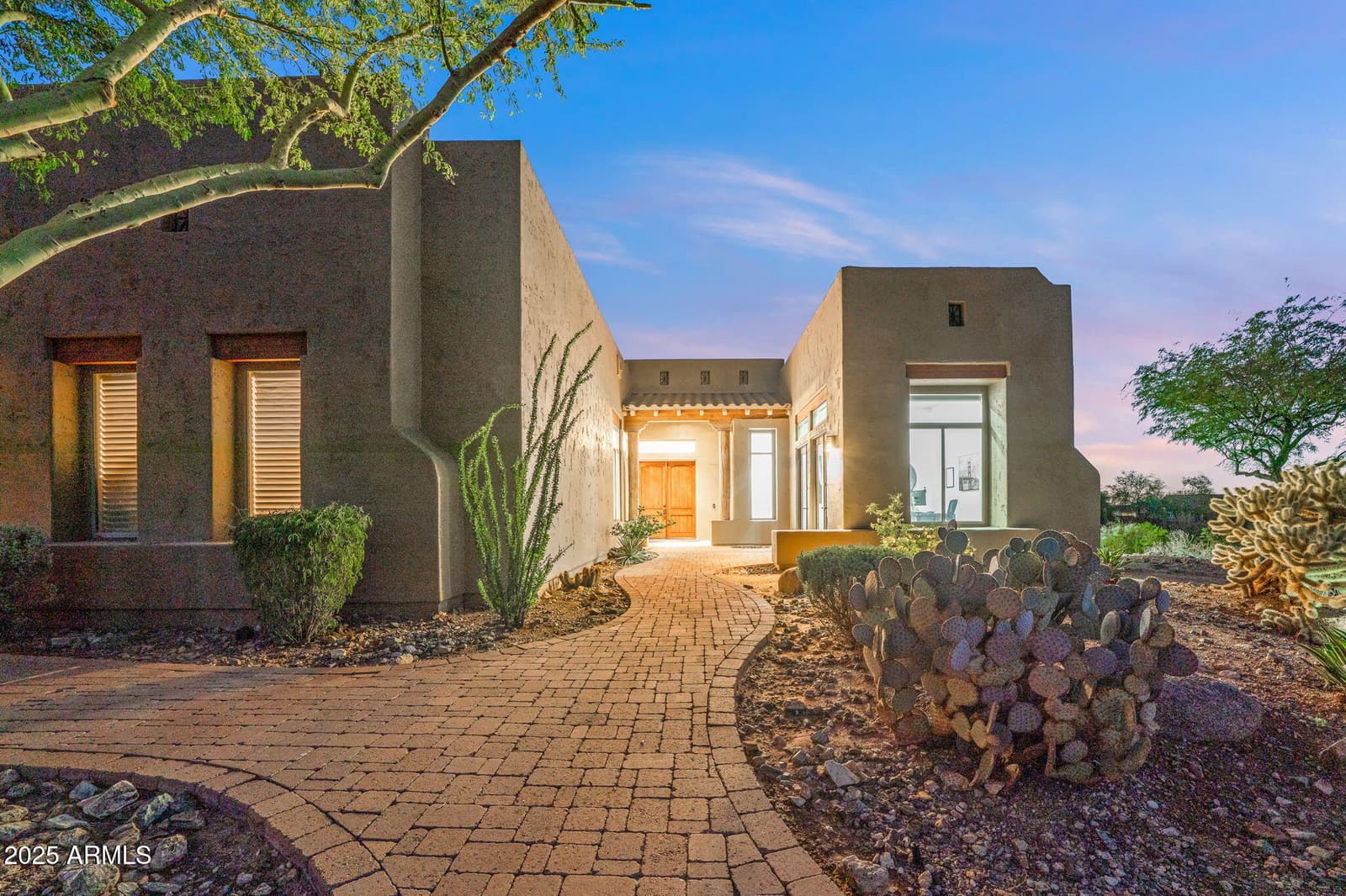 10302 S 16TH Avenue, Phoenix, AZ 85041 — photo 16 of 74