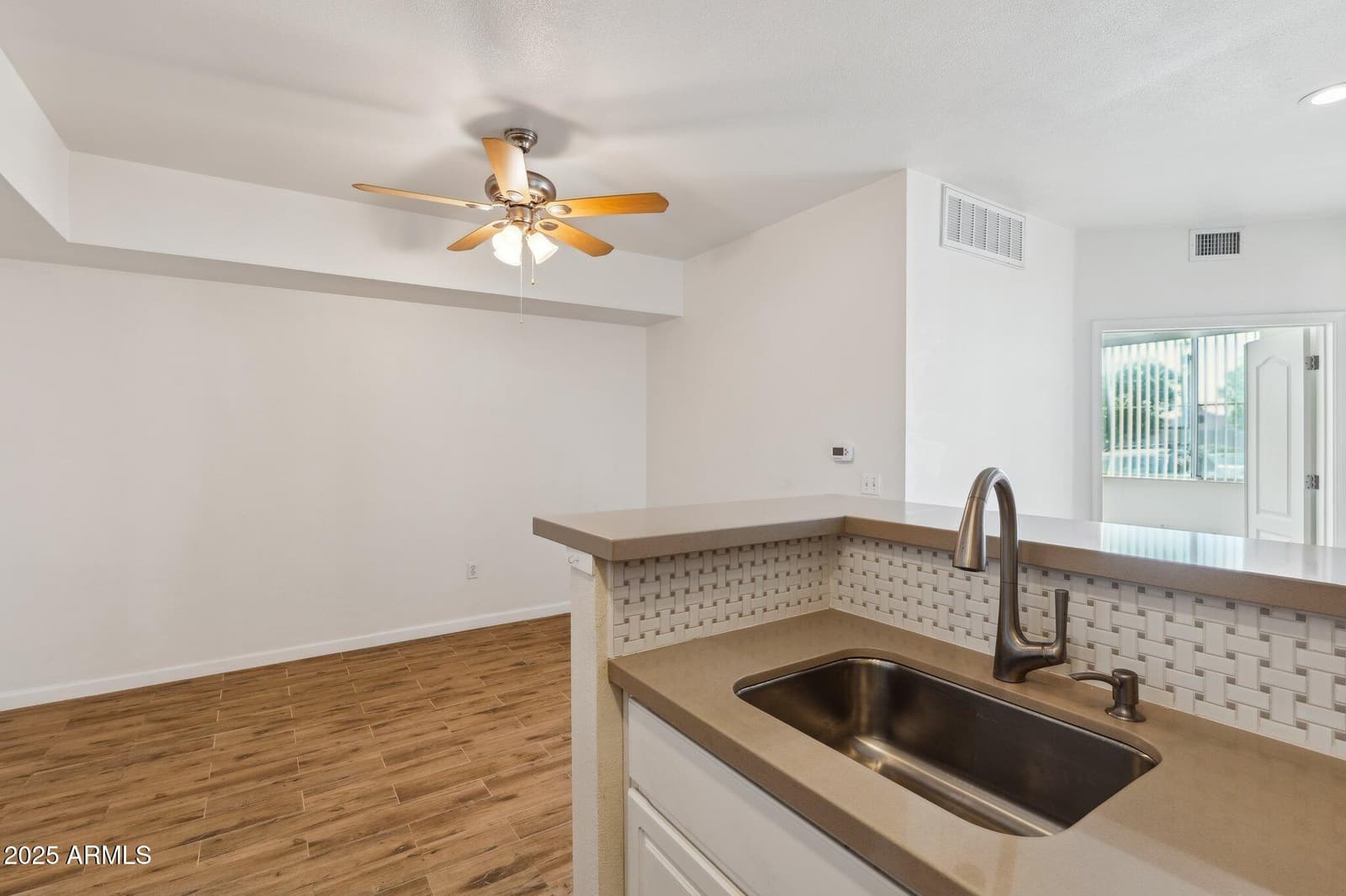1701 E COLTER Street 182, Phoenix, AZ 85016 — photo 9 of 54