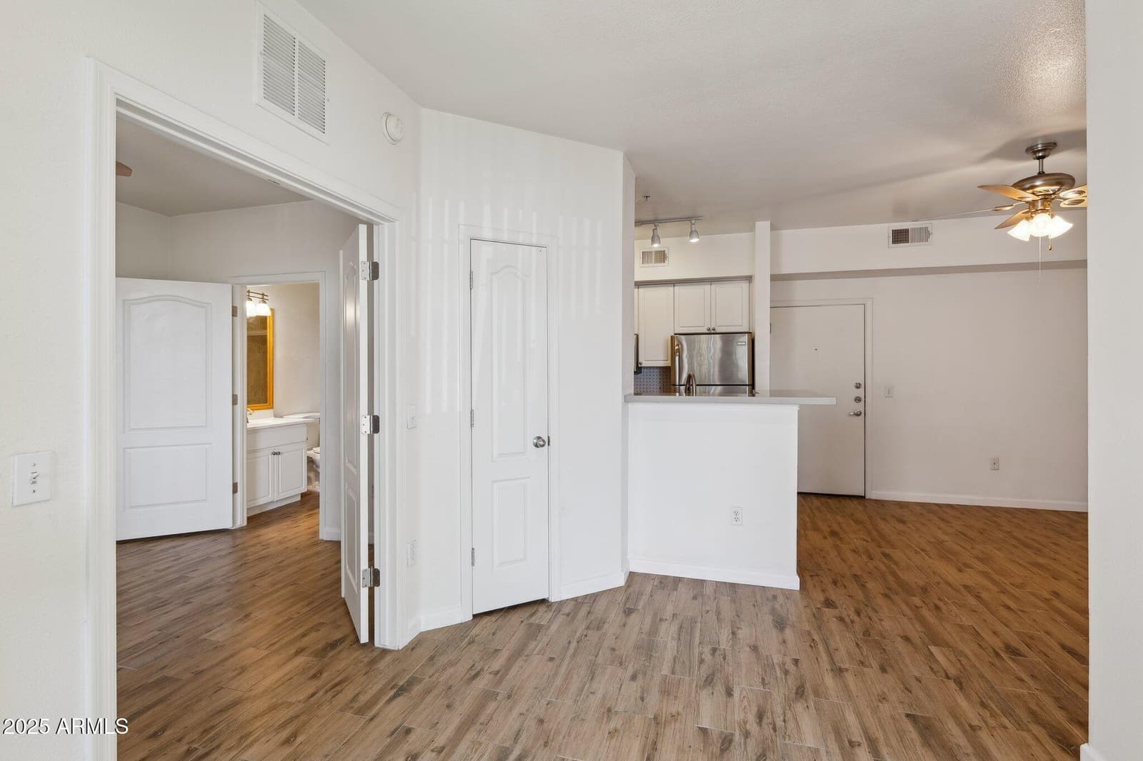 1701 E COLTER Street 182, Phoenix, AZ 85016 — photo 13 of 54