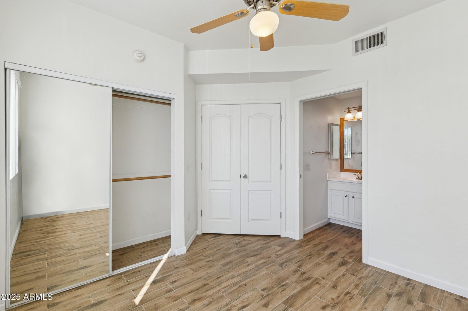 1701 E COLTER Street 182, Phoenix, AZ 85016 — photo 17 of 54