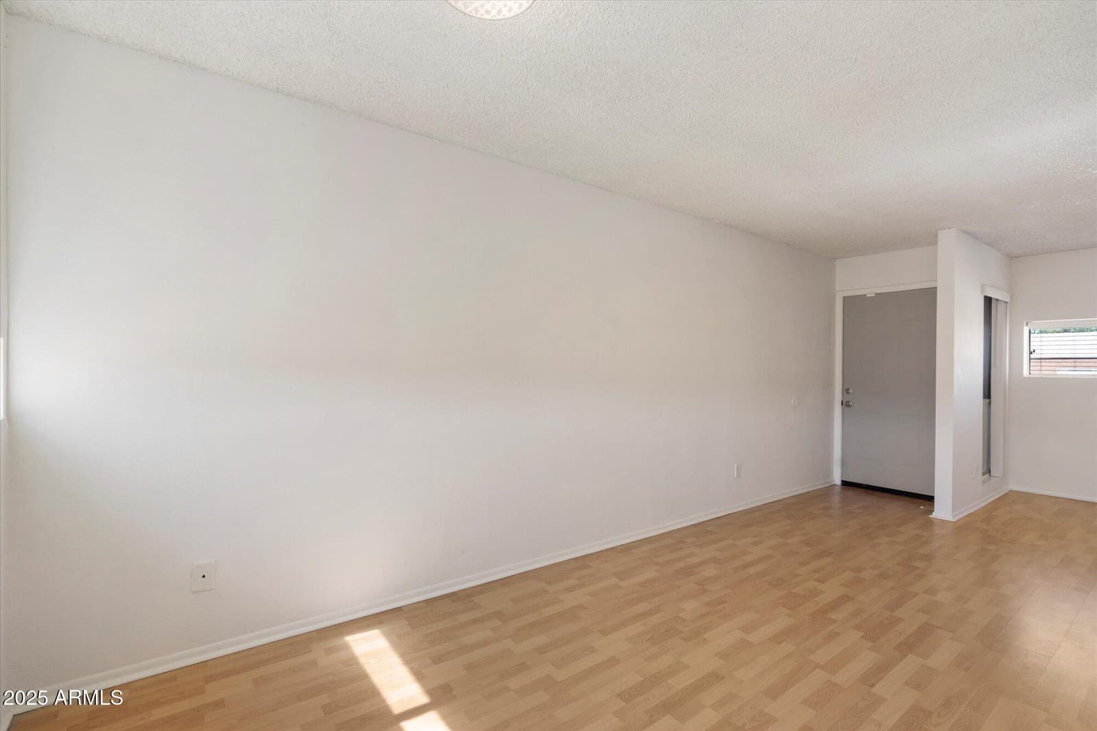 2673 E OAKLEAF Drive, Tempe, AZ 85288 — photo 5 of 20