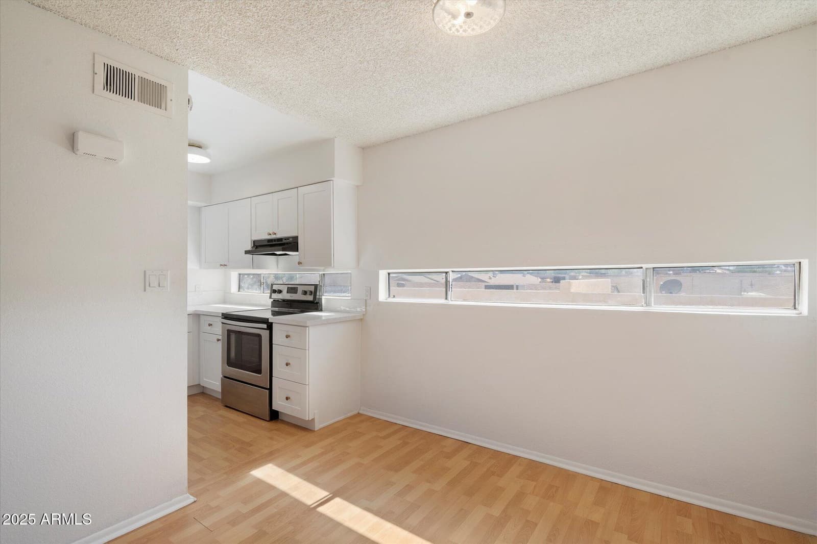 2673 E OAKLEAF Drive, Tempe, AZ 85288 — photo 10 of 20