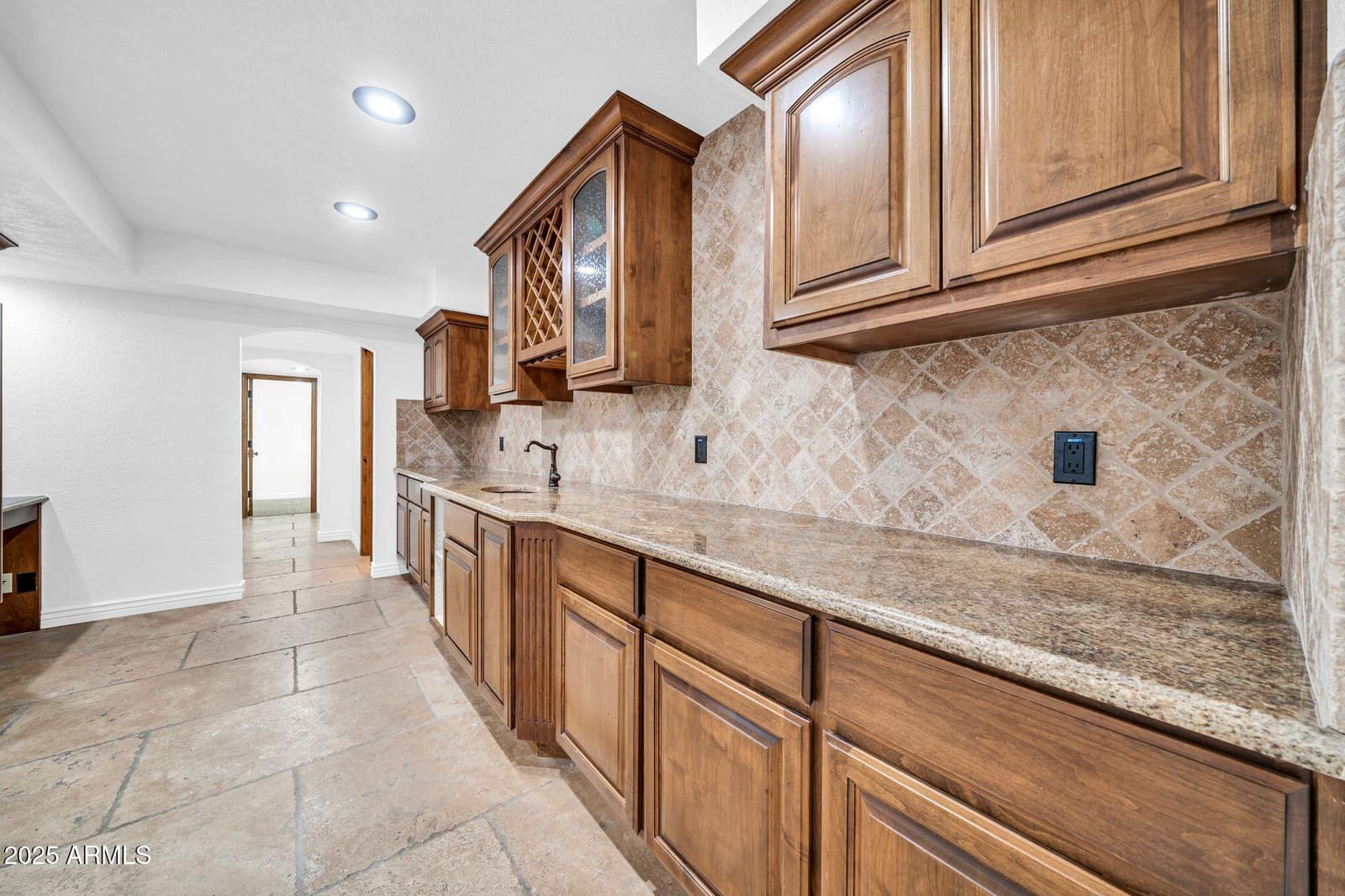 7351 E Keim Drive, Scottsdale, AZ 85250 — photo 13 of 61