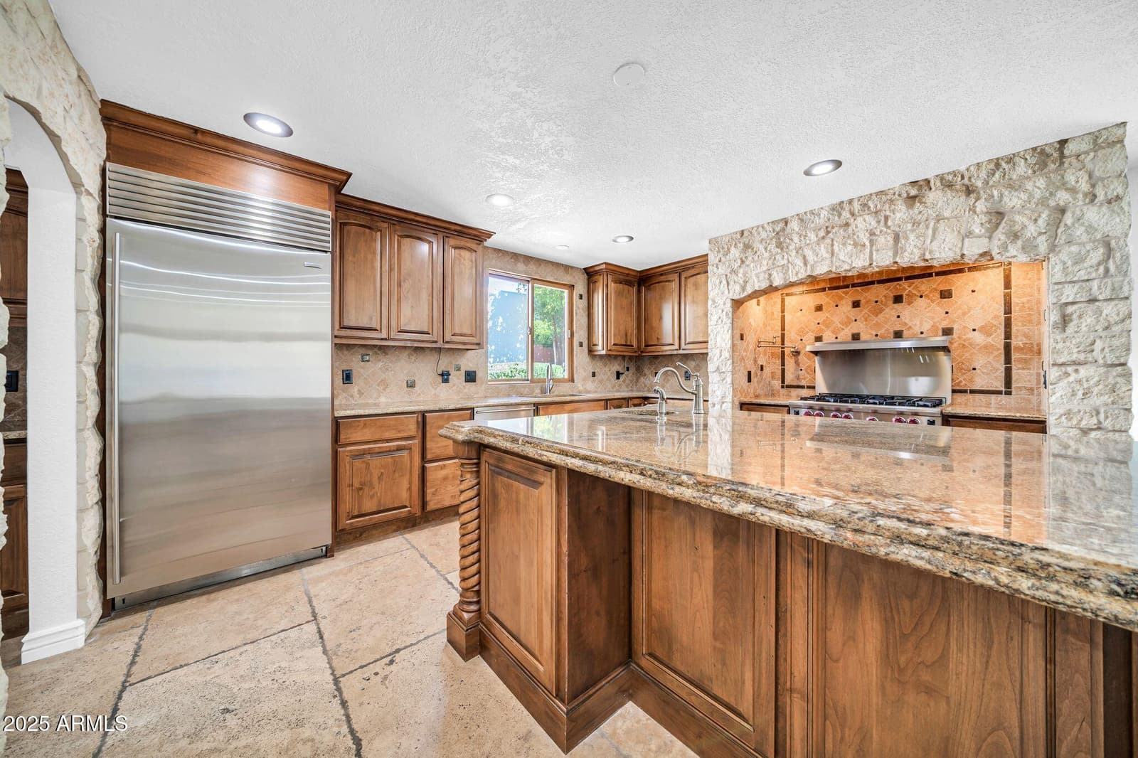 7351 E Keim Drive, Scottsdale, AZ 85250 — photo 8 of 61