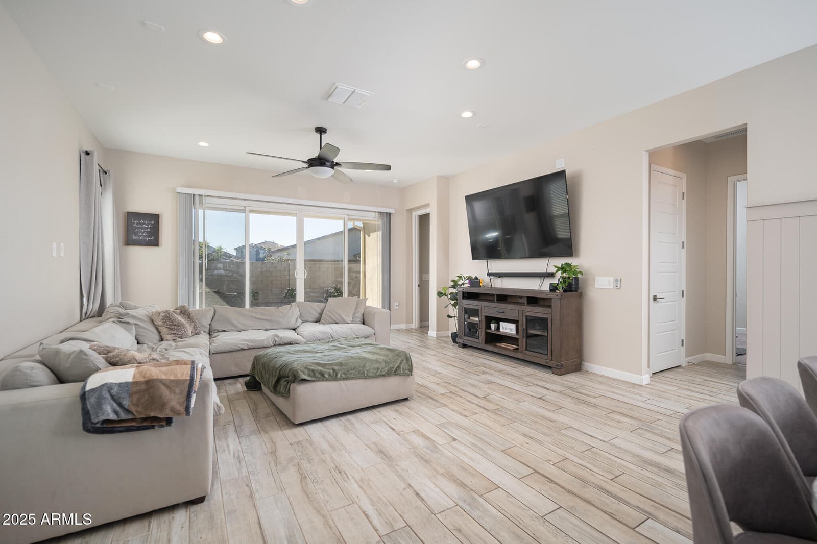 21635 N 102ND Avenue, Peoria, AZ 85382 — photo 10 of 24