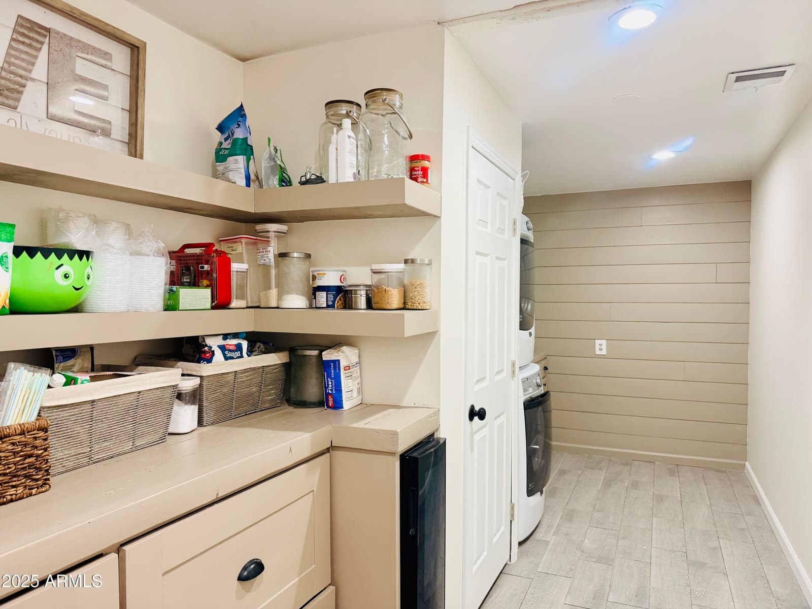 1555 W NARANJA Avenue, Mesa, AZ 85202 — photo 10 of 19