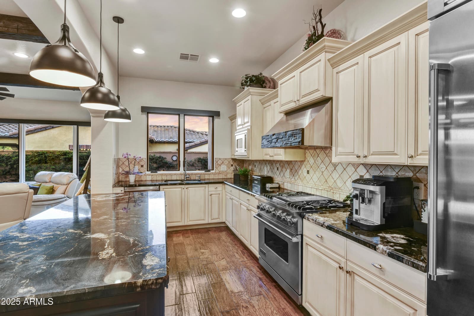 3128 S HONEYSUCKLE Court, Gold Canyon, AZ 85118 — photo 11 of 58