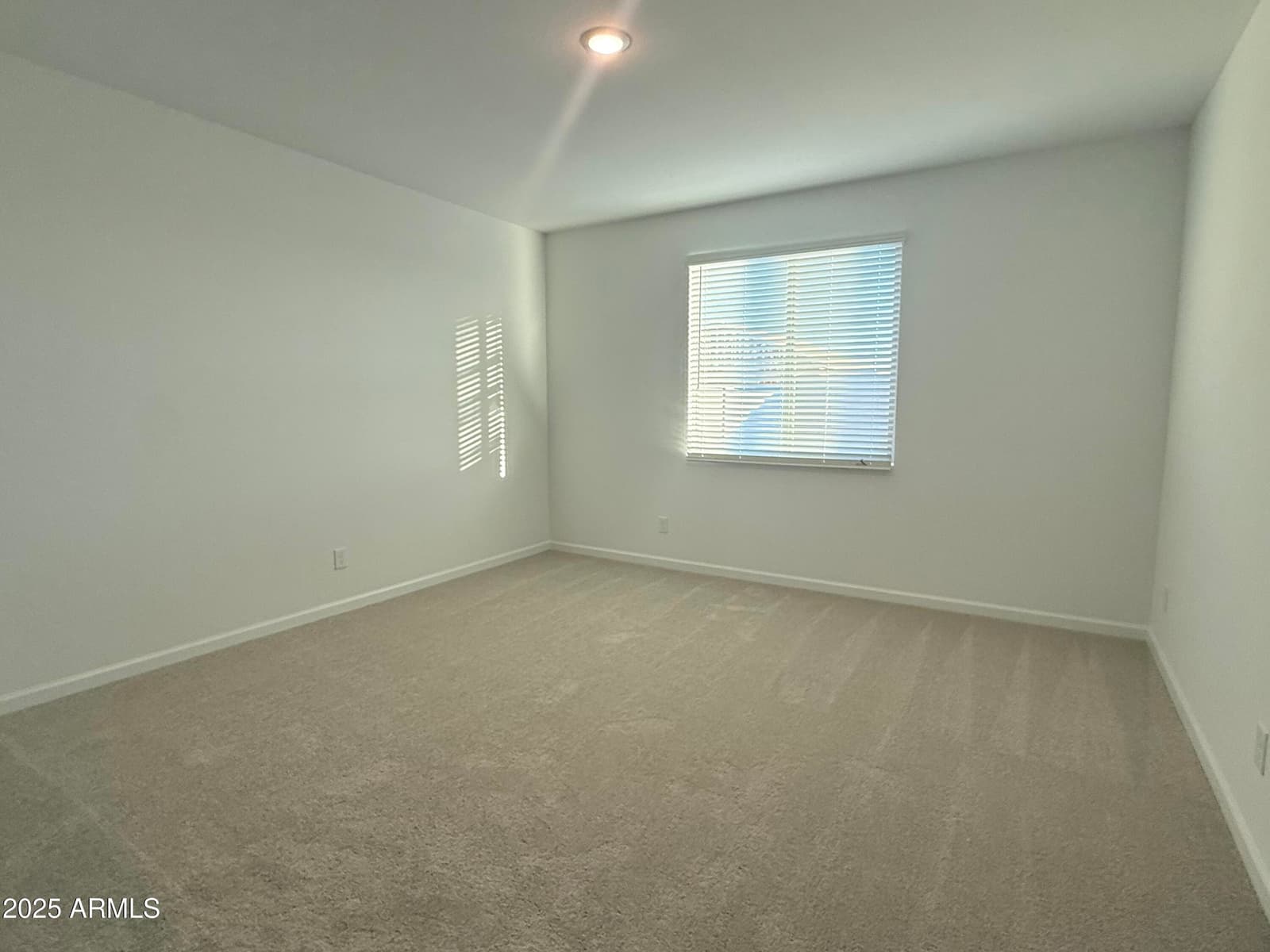 2487 E ROLLING PRAIRIE Lane, San Tan Valley, AZ 85140 — photo 14 of 45