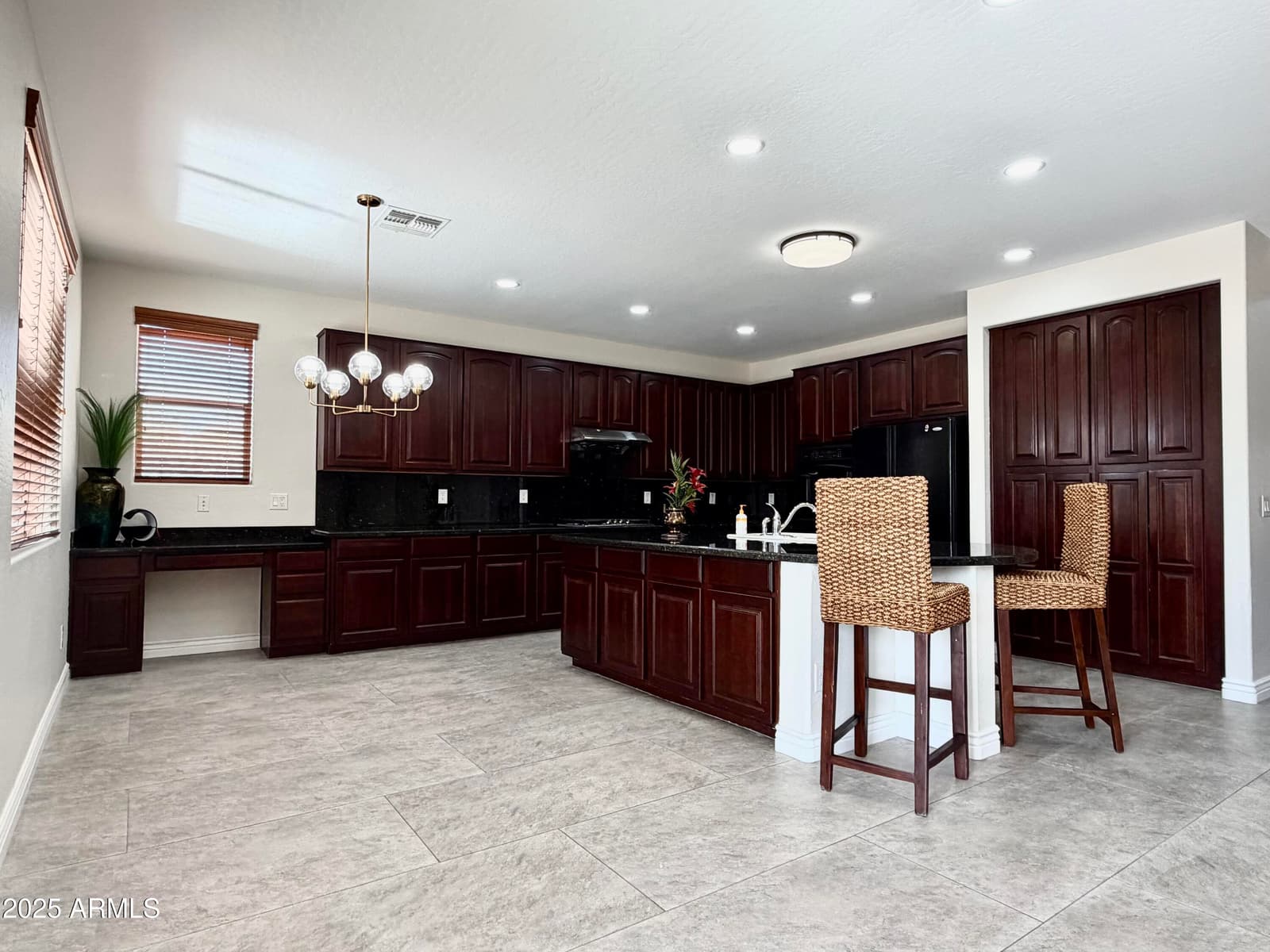 4513 W HEYERDAHL Drive, New River, AZ 85087 — photo 12 of 64