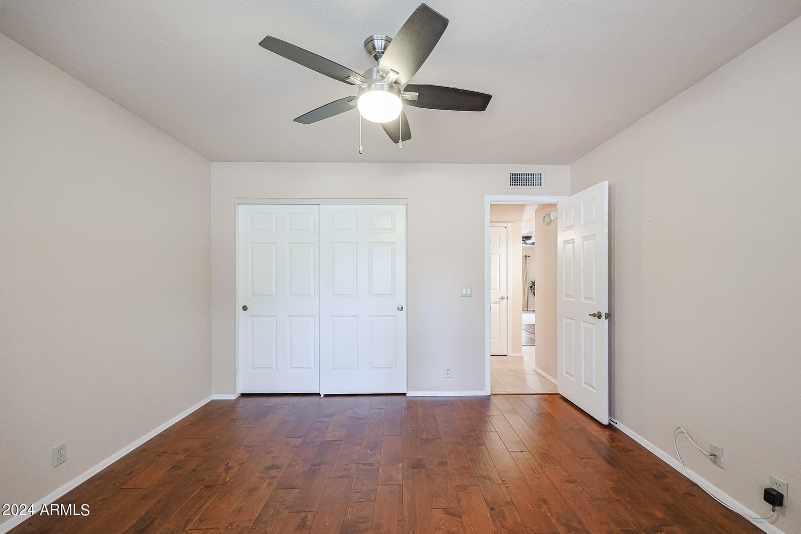 9118 W TOPEKA Drive, Peoria, AZ 85382 — photo 13 of 23
