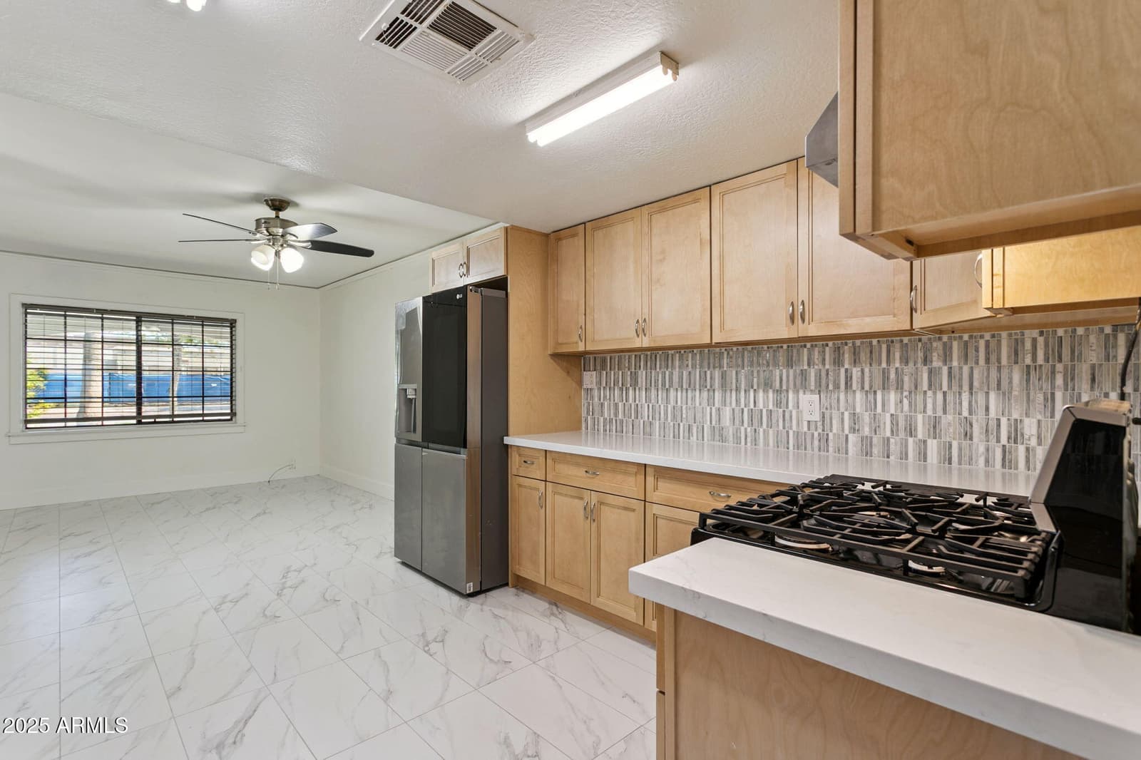 2636 N DAYTON Street, Phoenix, AZ 85006 — photo 9 of 40