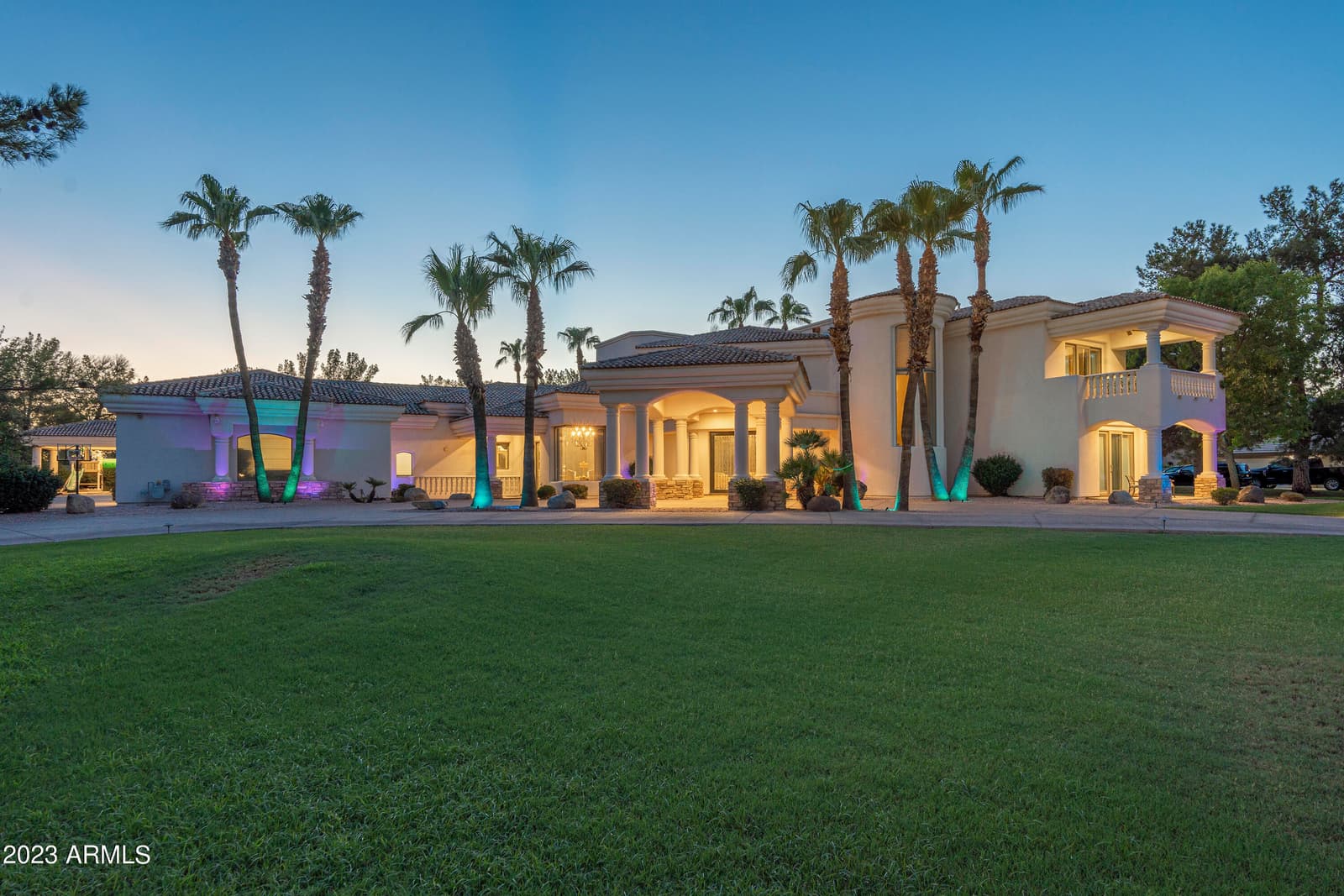 6 E OAKWOOD HILLS Drive, Chandler, AZ 85248 — photo 22 of 122