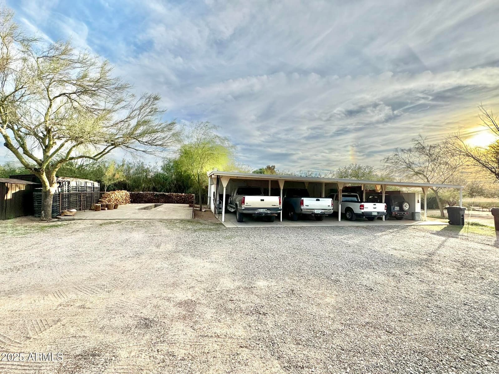 27021 N 211TH Avenue, Wittmann, AZ 85361 — photo 5 of 46