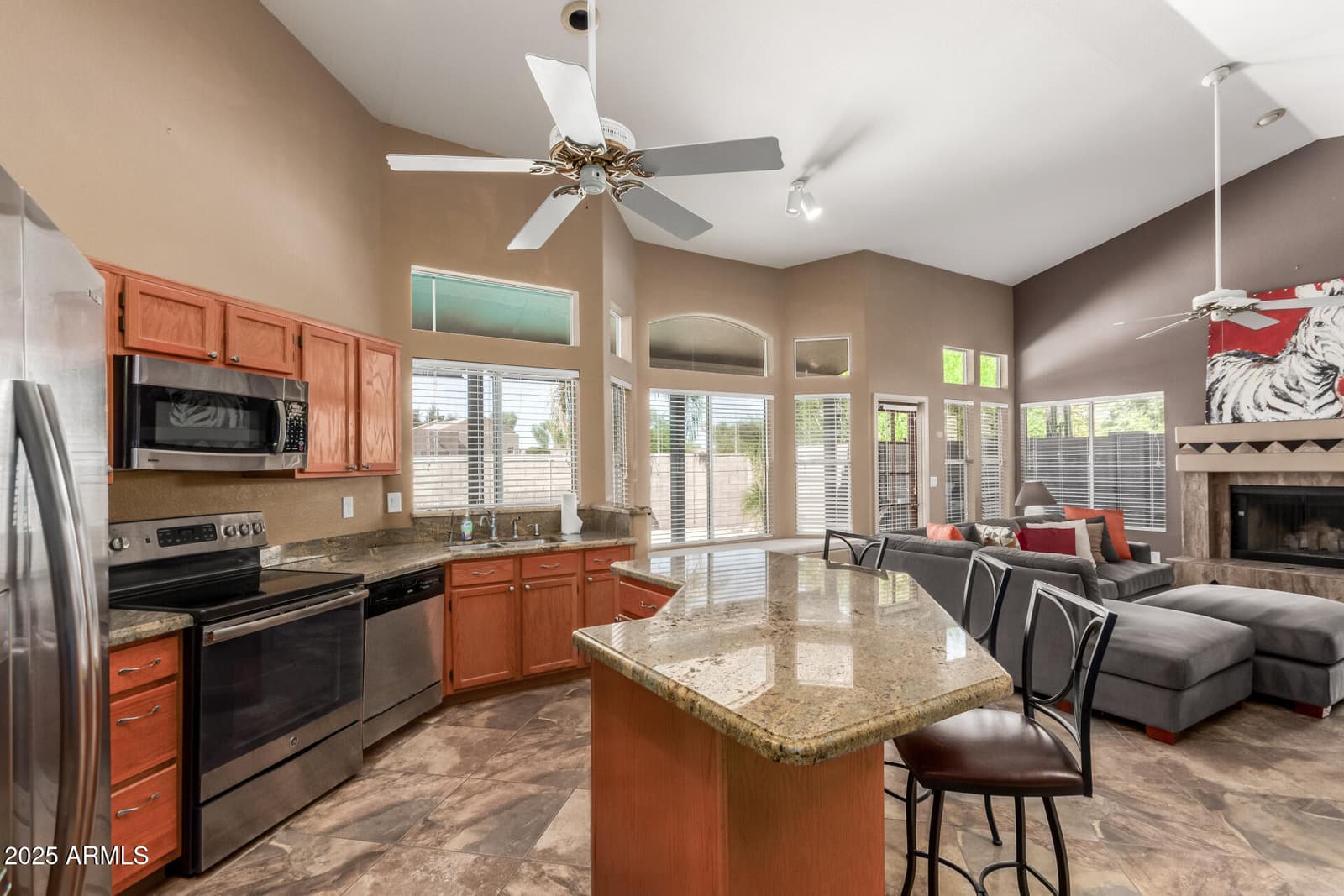 810 N LOS ALTOS Drive, Chandler, AZ 85224 — photo 13 of 40