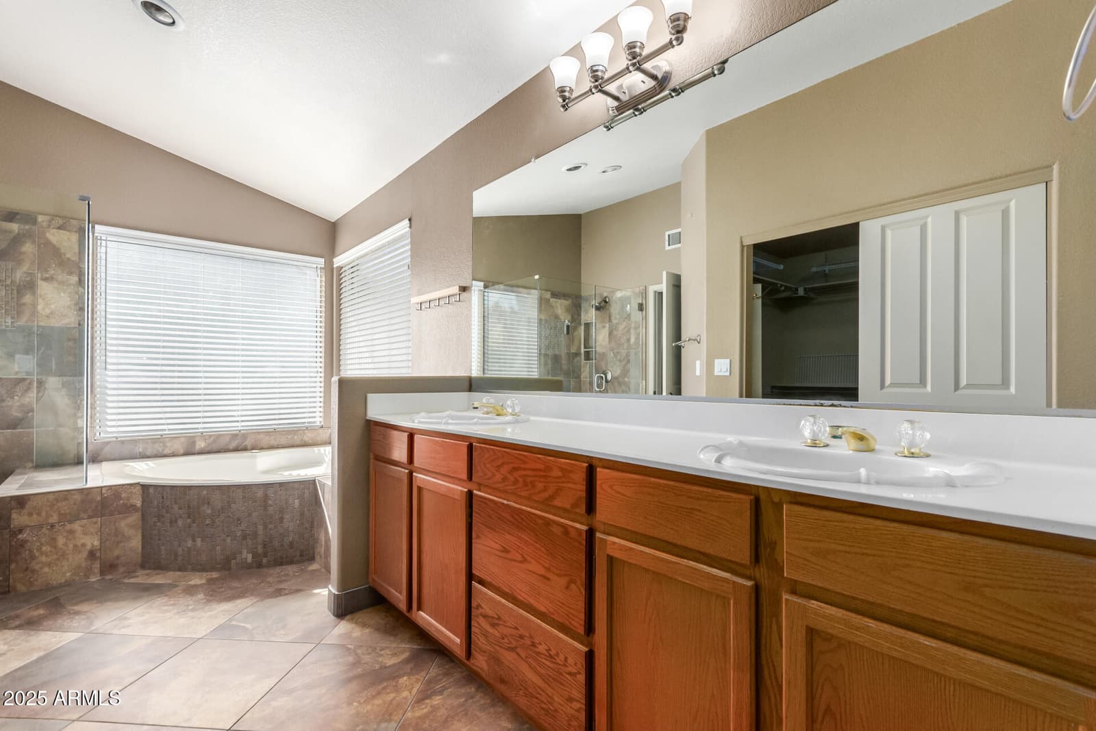 810 N LOS ALTOS Drive, Chandler, AZ 85224 — photo 22 of 40