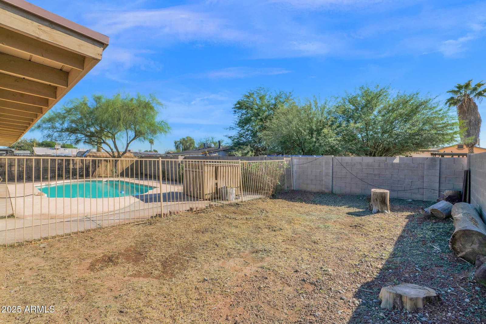 7221 W VIRGINIA Avenue, Phoenix, AZ 85035 — photo 32 of 33
