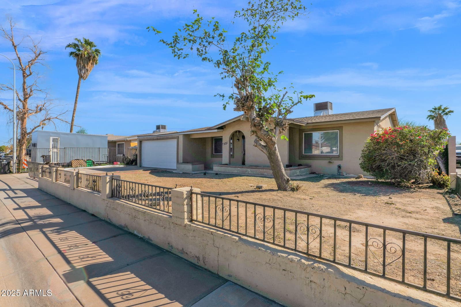 7221 W VIRGINIA Avenue, Phoenix, AZ 85035 — photo 3 of 33