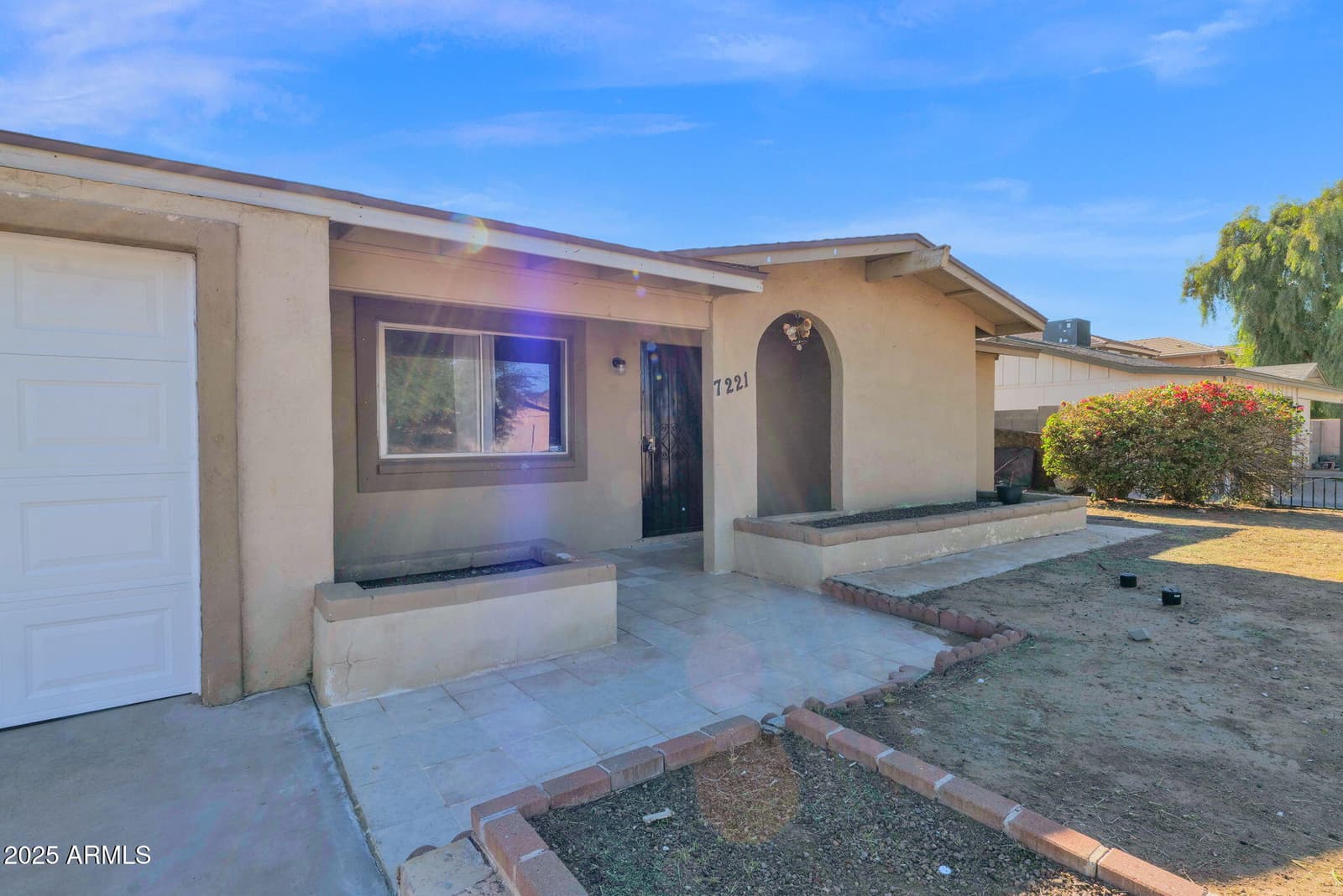 7221 W VIRGINIA Avenue, Phoenix, AZ 85035 — photo 4 of 33