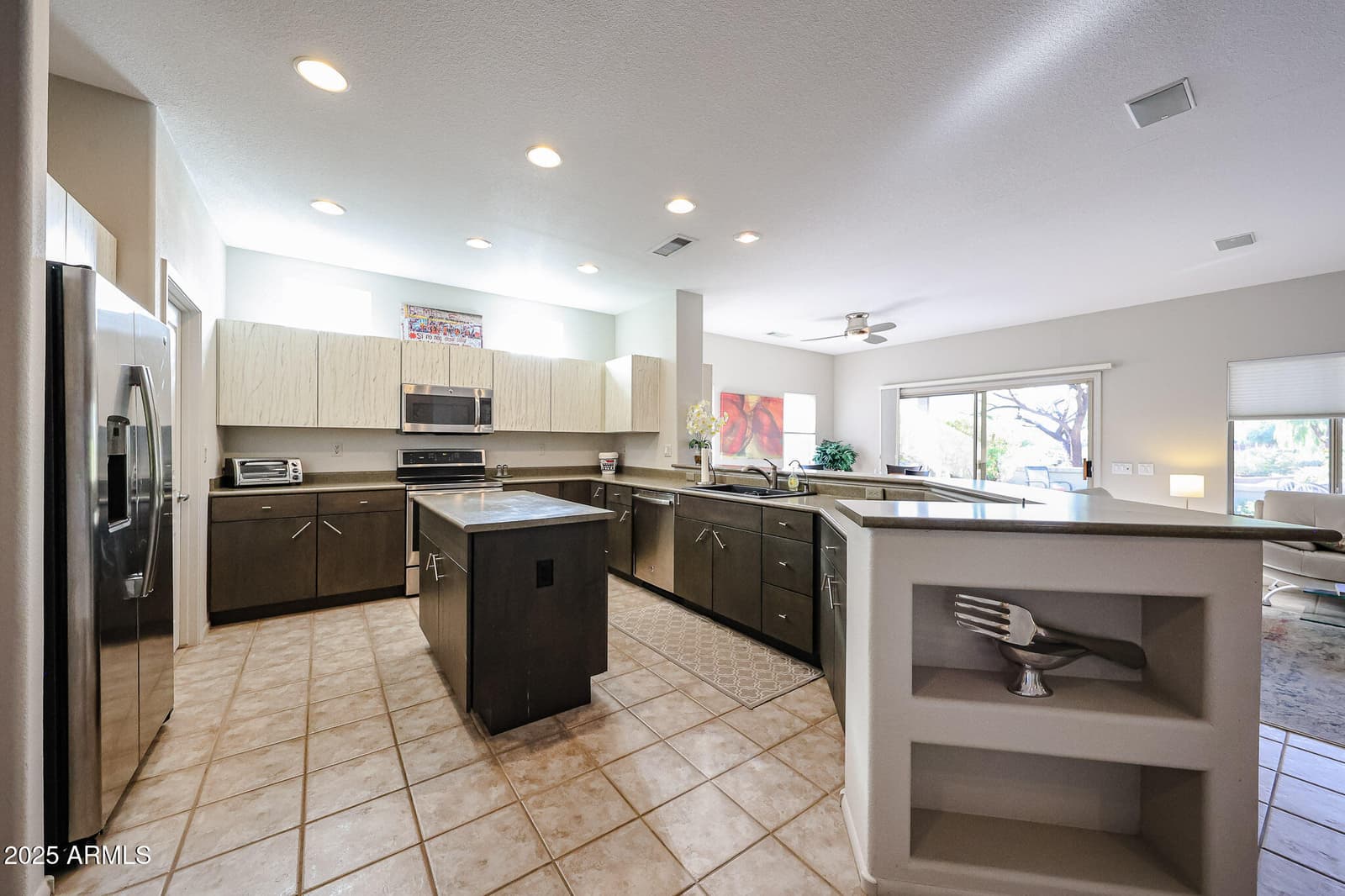 17807 N NAVARRO Court, Surprise, AZ 85374 — photo 14 of 37