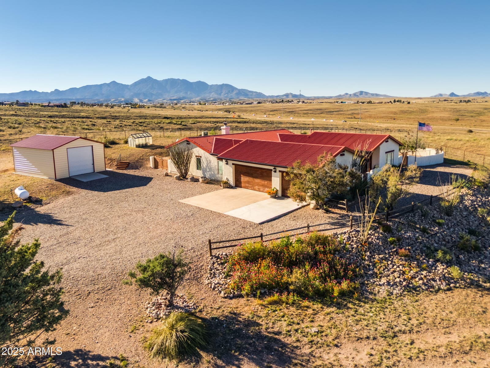 4 MUSTANG Trail, Sonoita, AZ 85637 — photo 7 of 107