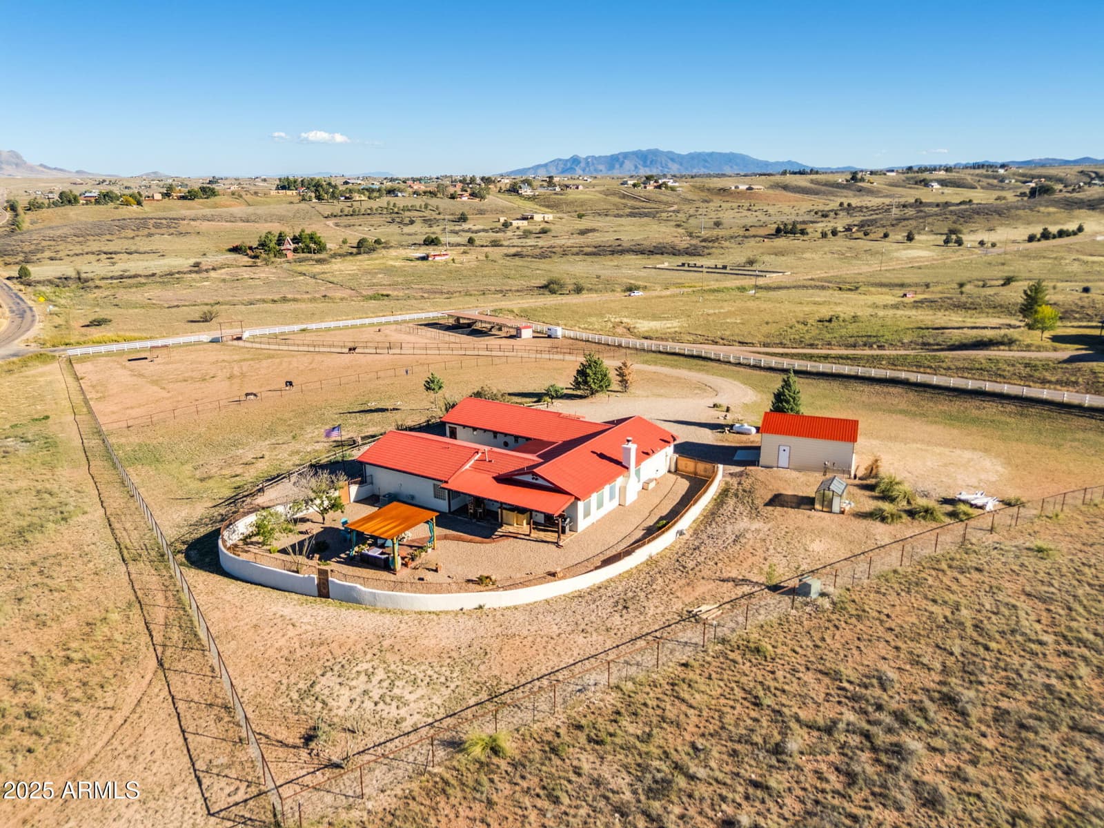 4 MUSTANG Trail, Sonoita, AZ 85637 — photo 10 of 107
