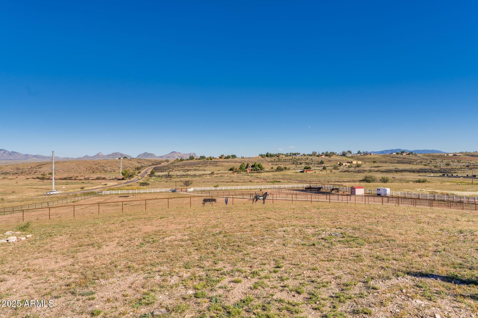 4 MUSTANG Trail, Sonoita, AZ 85637 — photo 16 of 107