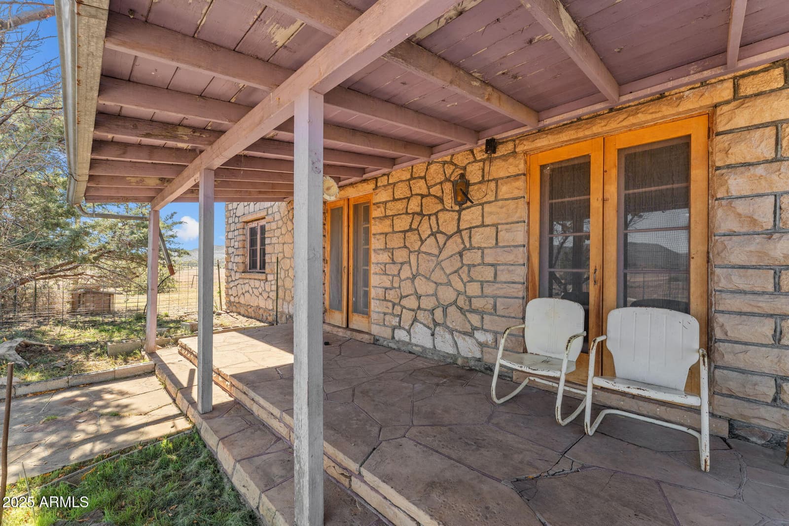 16057 S SICKLES RANCH Road, Peeples Valley, AZ 86332 — photo 8 of 39