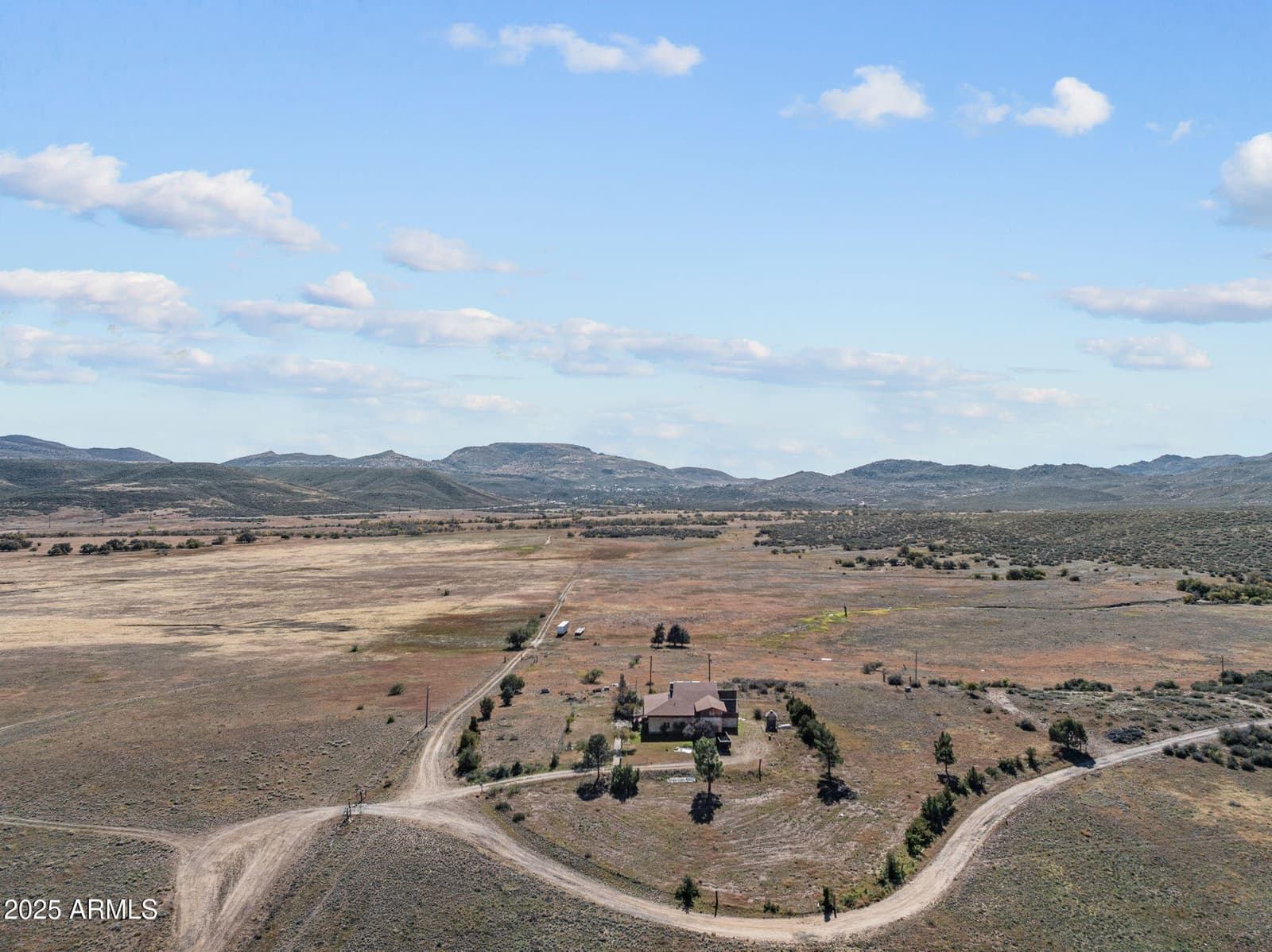 16057 S SICKLES RANCH Road, Peeples Valley, AZ 86332 — photo 29 of 39