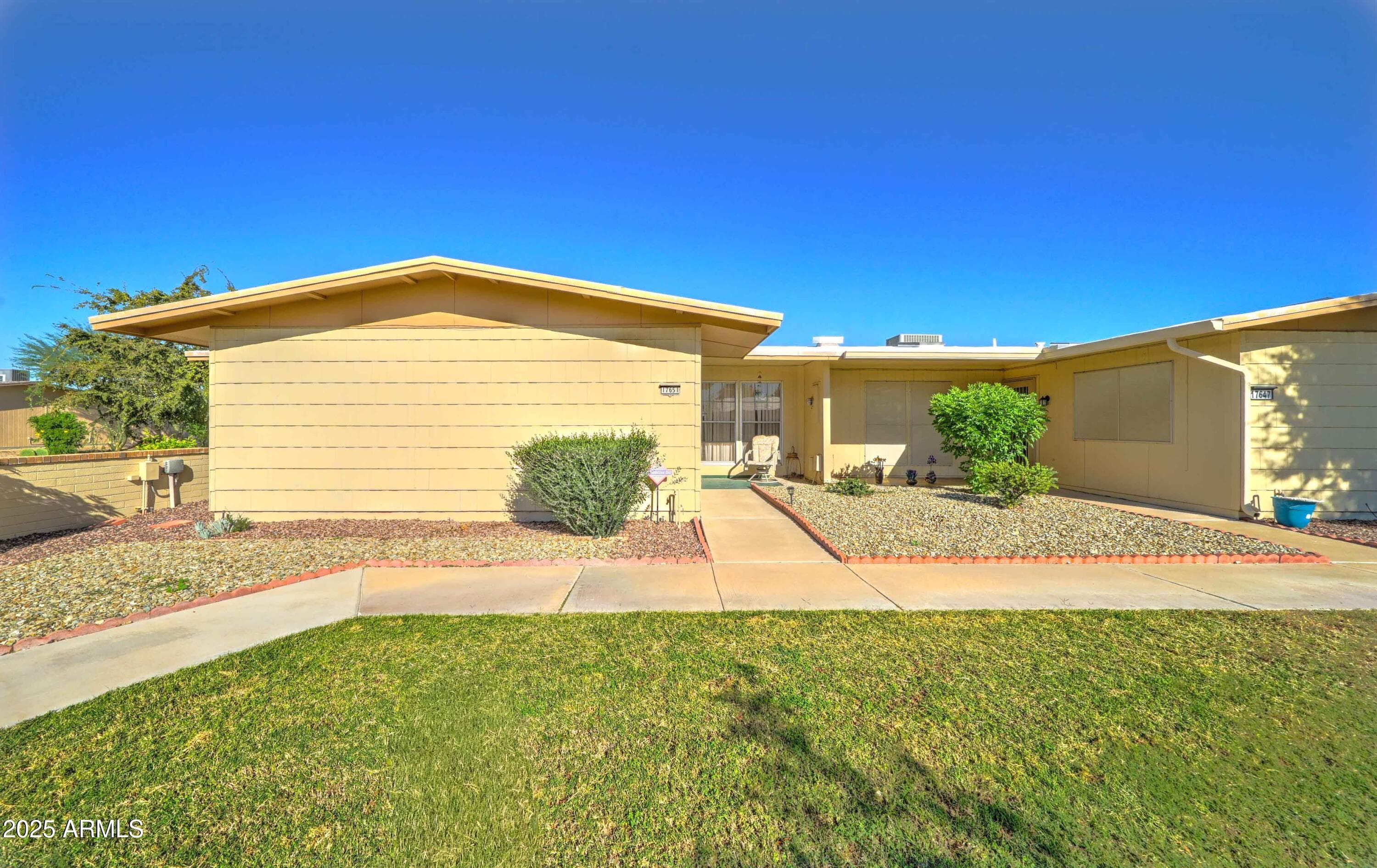17651 N 99TH Drive, Sun City, AZ 85373 — photo 3 of 31