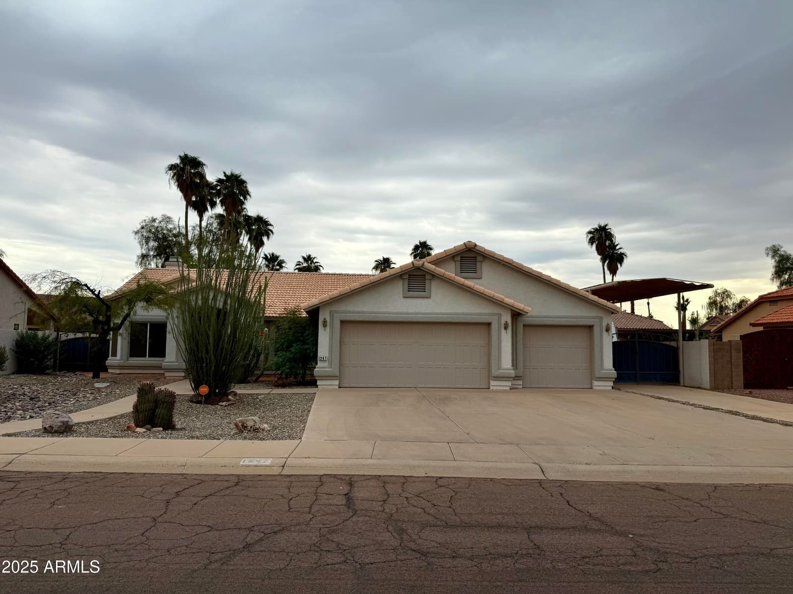1247 E SUNSET Drive, Casa Grande, AZ 85122 — photo 3 of 27