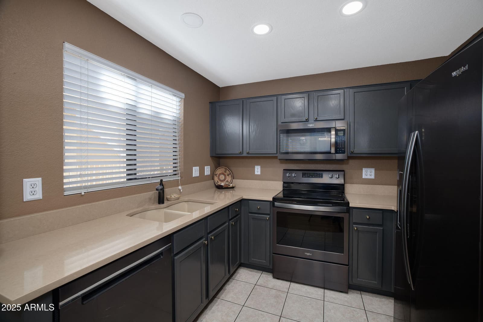 19400 N WESTBROOK Parkway 216, Peoria, AZ 85382 — photo 9 of 40
