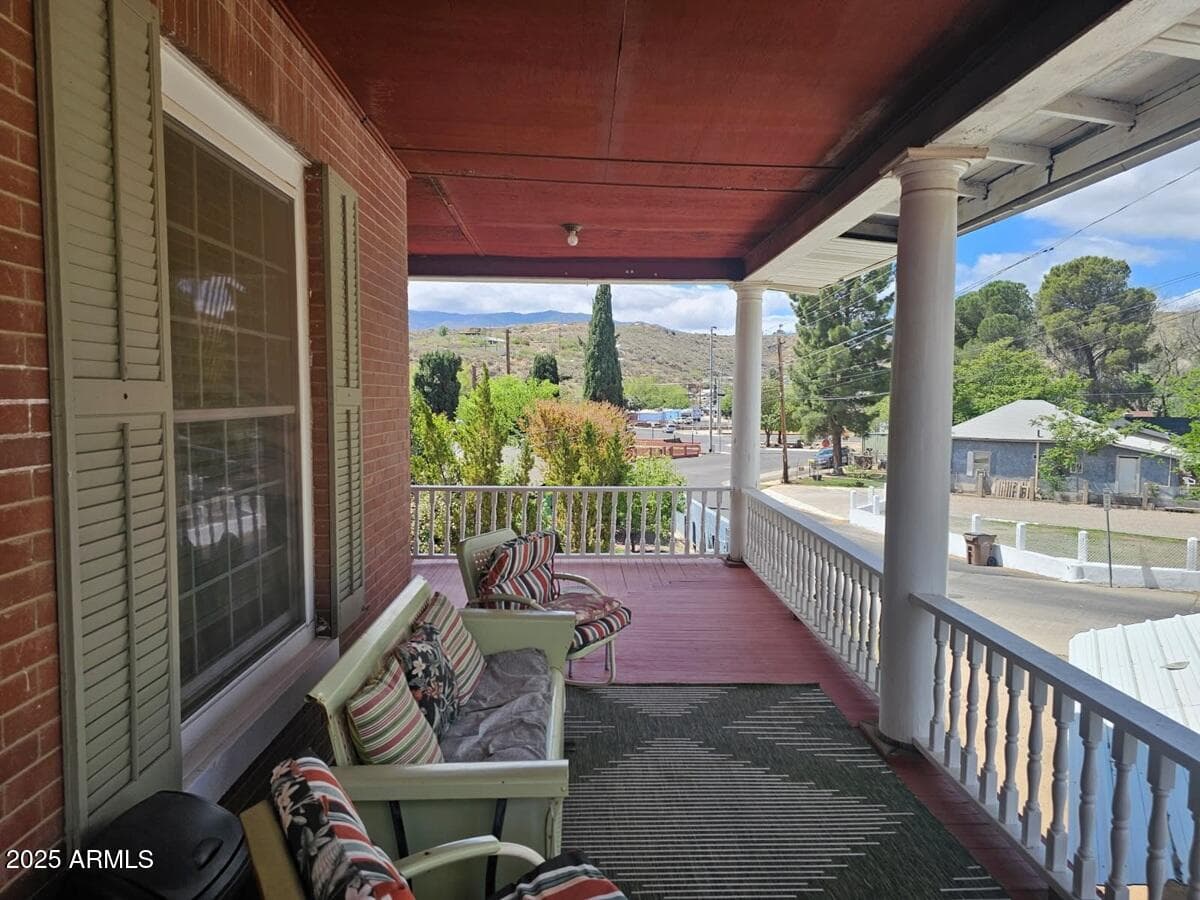 707 S EAST Street, Globe, AZ 85501 — photo 5 of 32