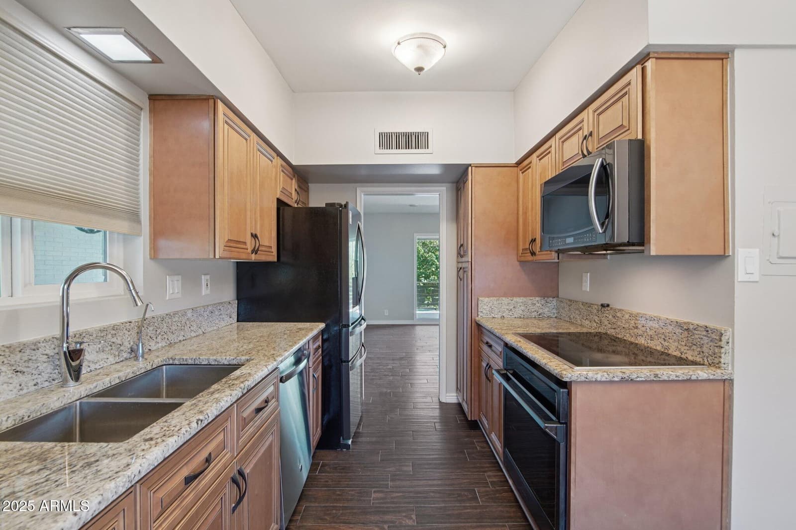 5150 N 20TH Street 201, Phoenix, AZ 85016 — photo 4 of 41