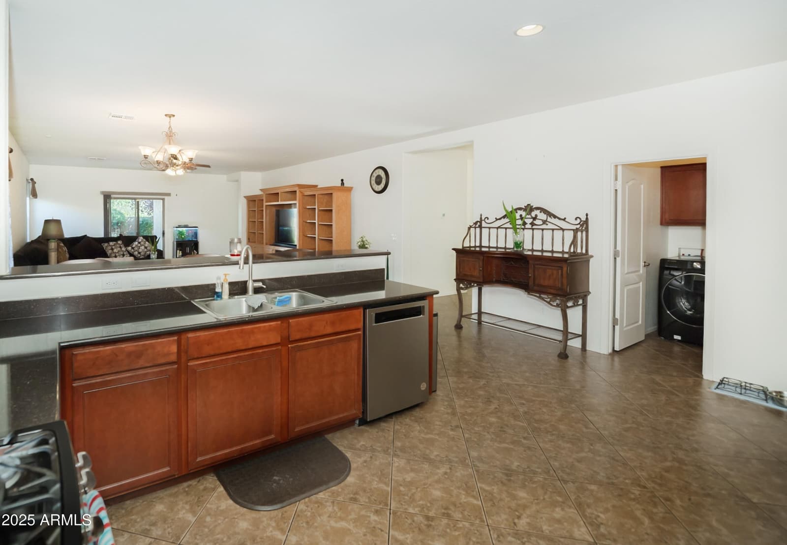 375 ARMITAGE Way, Chino Valley, AZ 86323 — photo 4 of 29