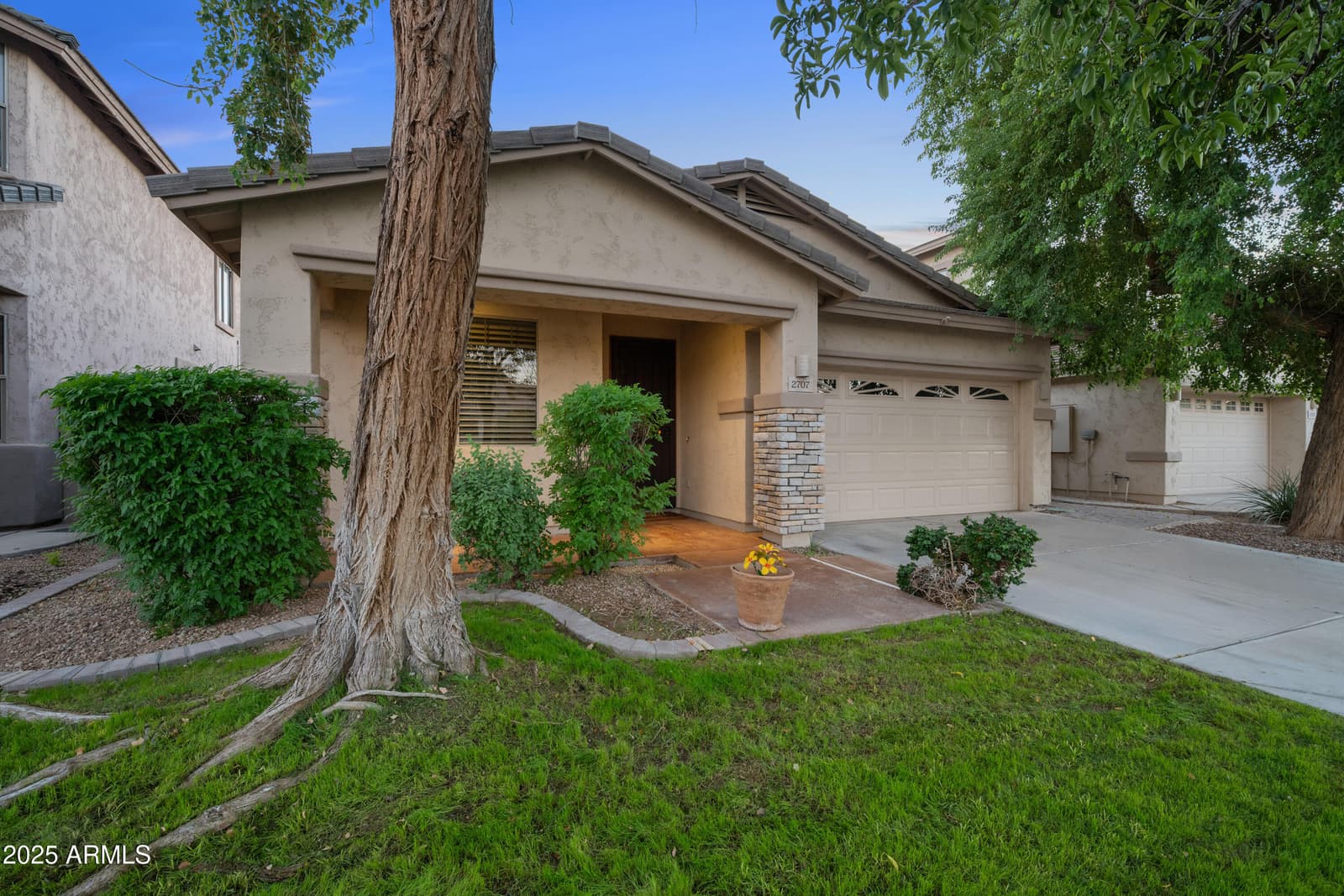 2707 E DARREL Road, Phoenix, AZ 85042 — photo 9 of 41