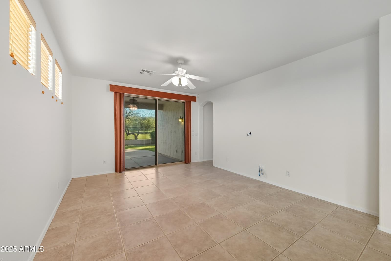 2707 E DARREL Road, Phoenix, AZ 85042 — photo 18 of 41