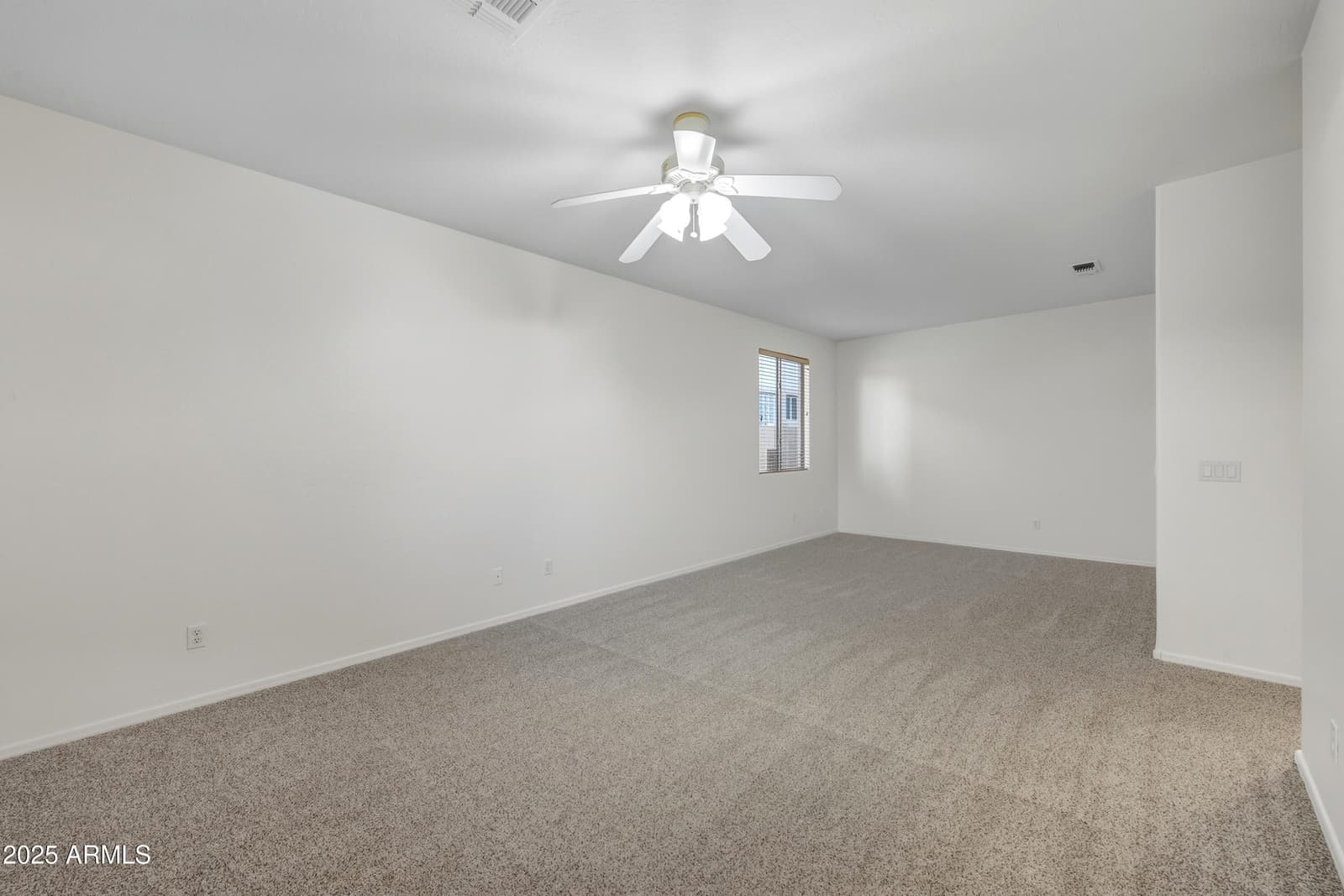 2707 E DARREL Road, Phoenix, AZ 85042 — photo 23 of 41