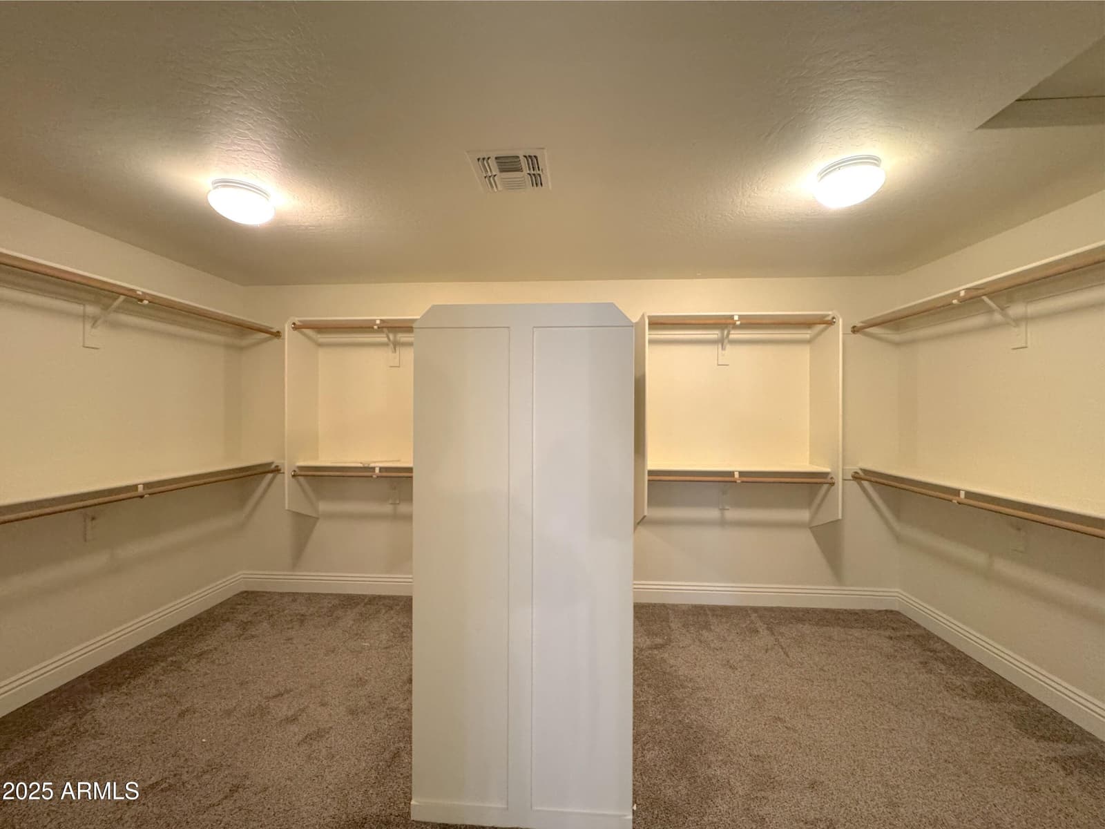 1637 W GREEN TREE Drive, San Tan Valley, AZ 85144 — photo 25 of 34