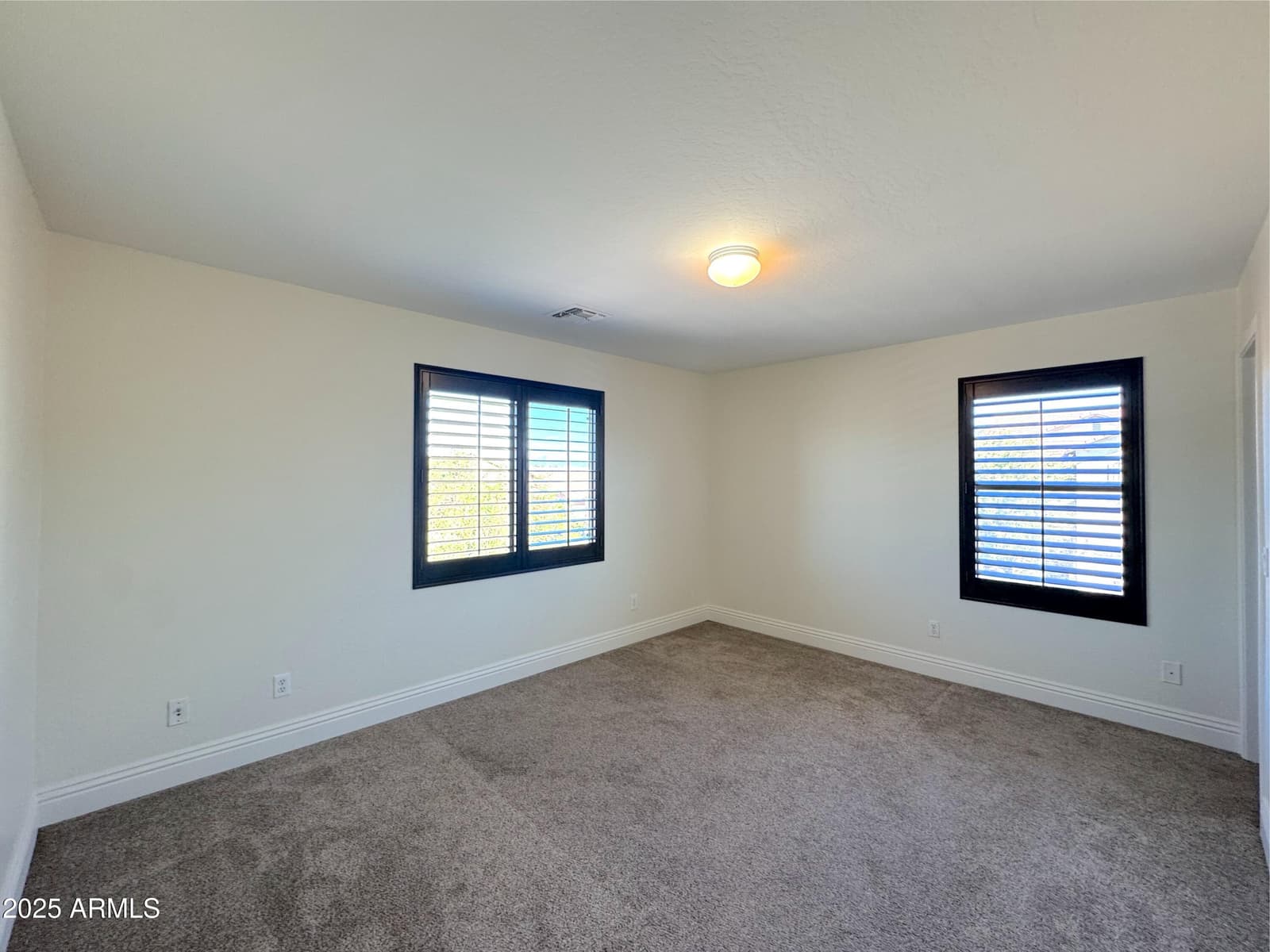 1637 W GREEN TREE Drive, San Tan Valley, AZ 85144 — photo 29 of 34